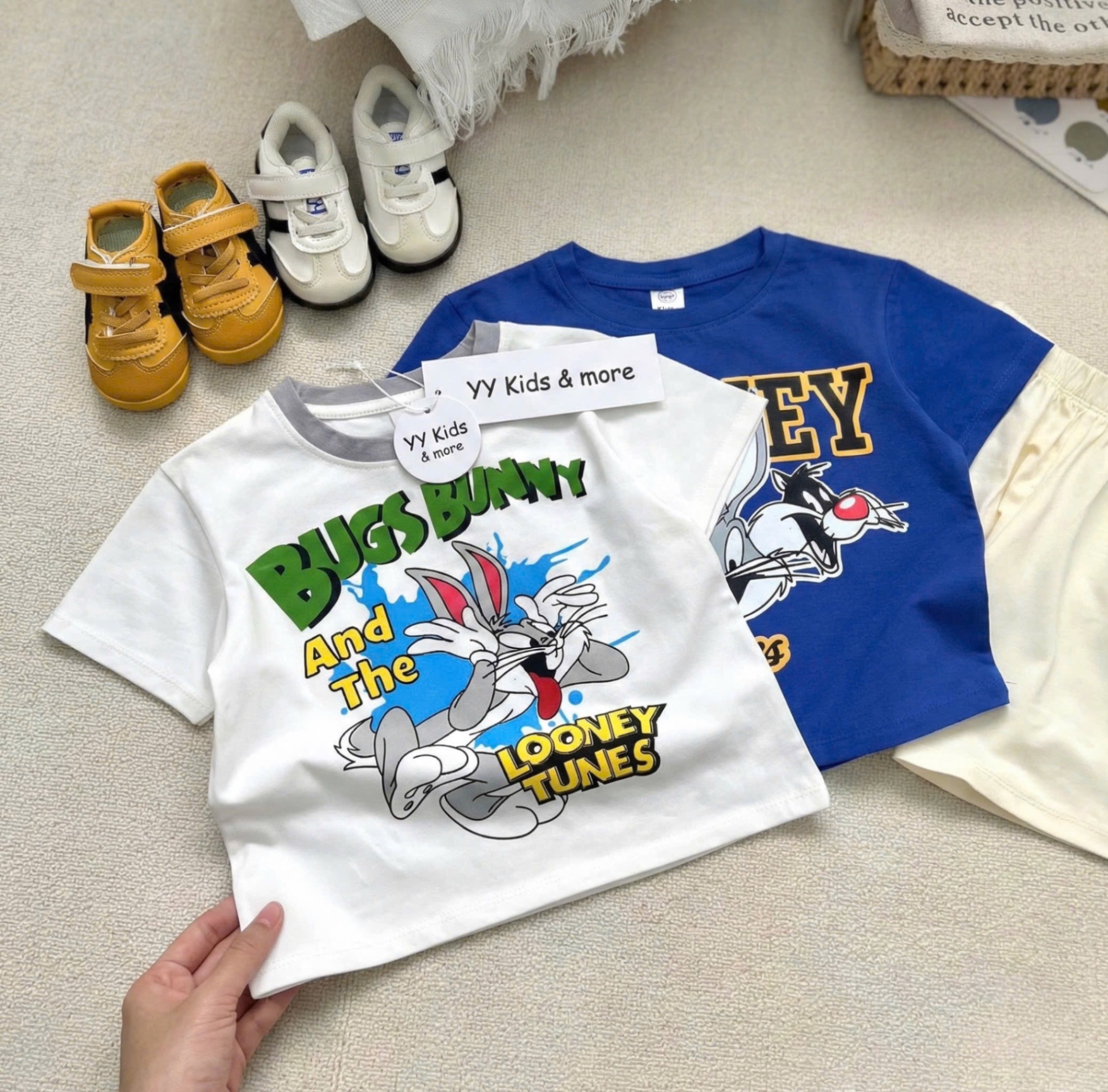 T084 - SET 2 BỘ ĐÙI BÉ TRAI THỎ LOONEY Tunes xanh trắng