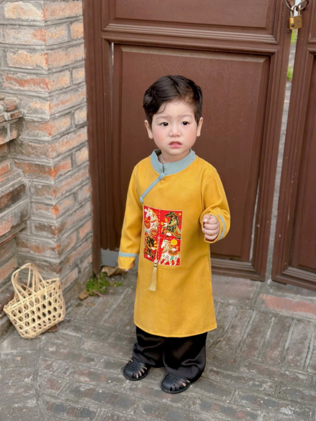 T088 - SET ÁO DÀI BÉ TRAI NHUNG TĂM PHỐI MÀU IN NGỰA