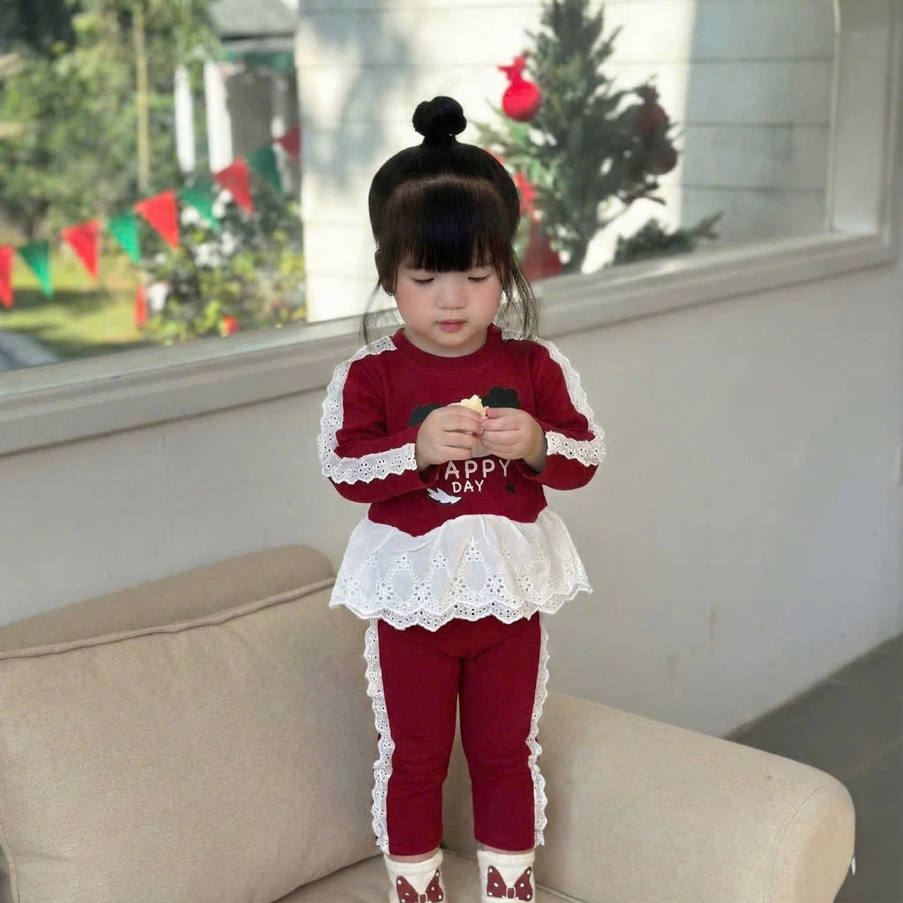 G868 - BỘ BÉ GÁI NỈ HAIDA THỎ GOOD LUCK REN TRẮNG