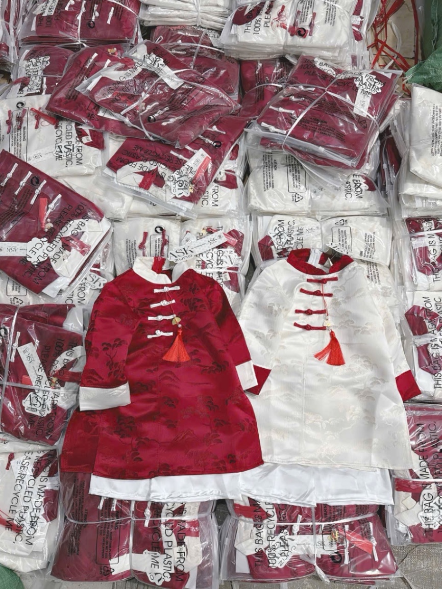 T091 - SET ÁO DÀI BÉ TRAI VÂN LỤA PHỐI ĐỎ TRẮNG