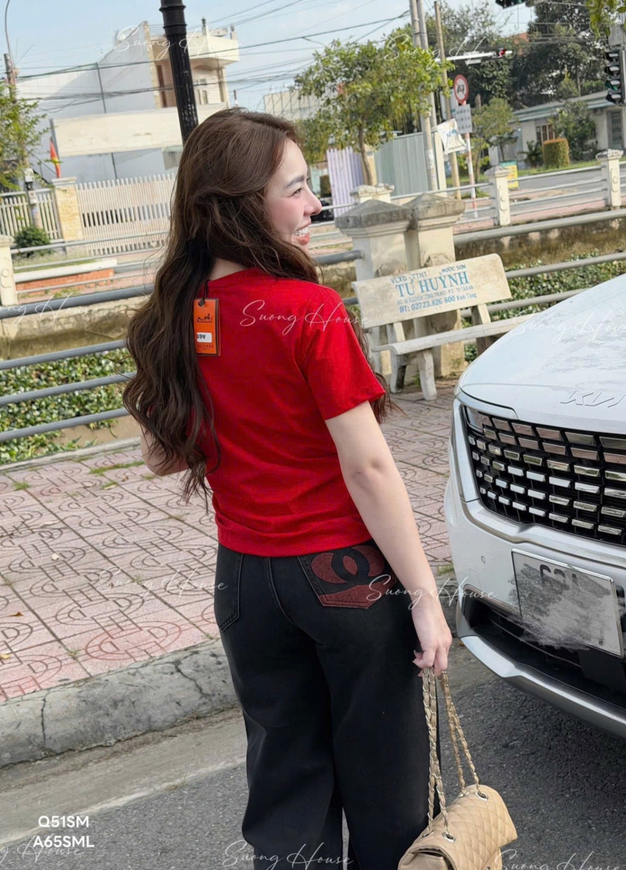 ANU340 - ÁO PHÔNG NỮ ĐỎ IN NGỰA CHỮ H