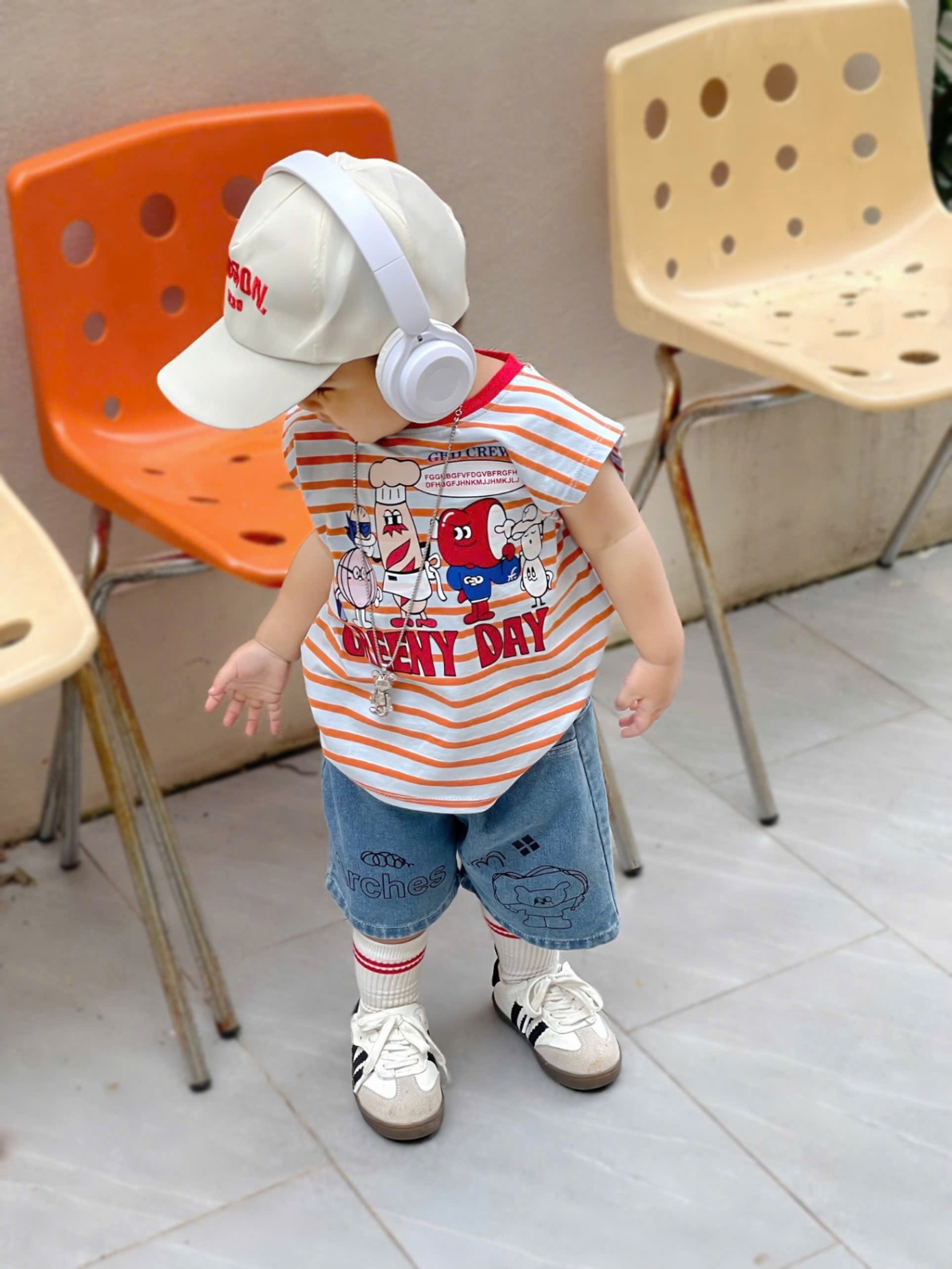 T102 - SET BÉ TRAI BA LỖ KẺ NGANG ĐỎ GREENY QUẦN BÒ KÈM MŨ