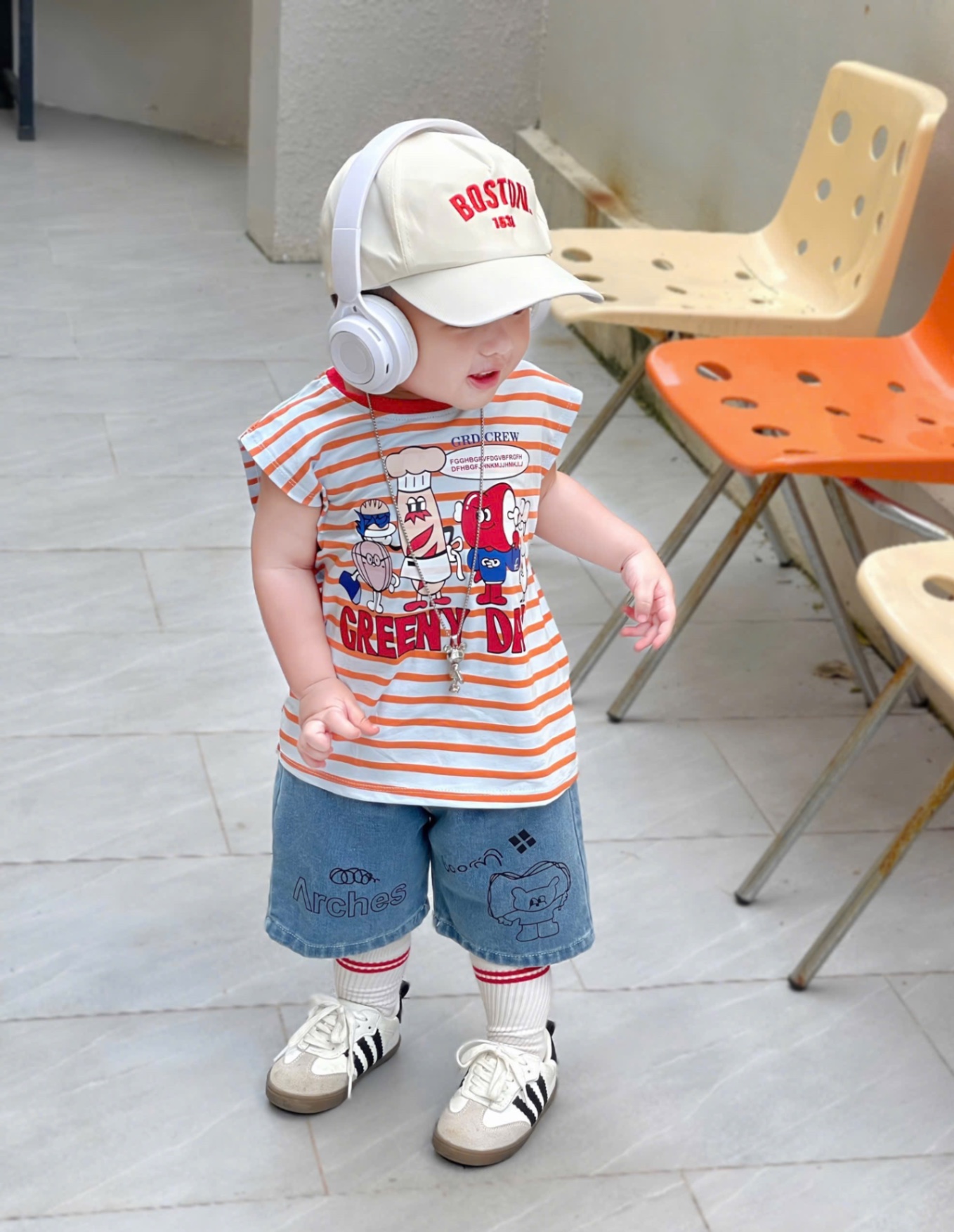 T102 - SET BÉ TRAI BA LỖ KẺ NGANG ĐỎ GREENY QUẦN BÒ KÈM MŨ