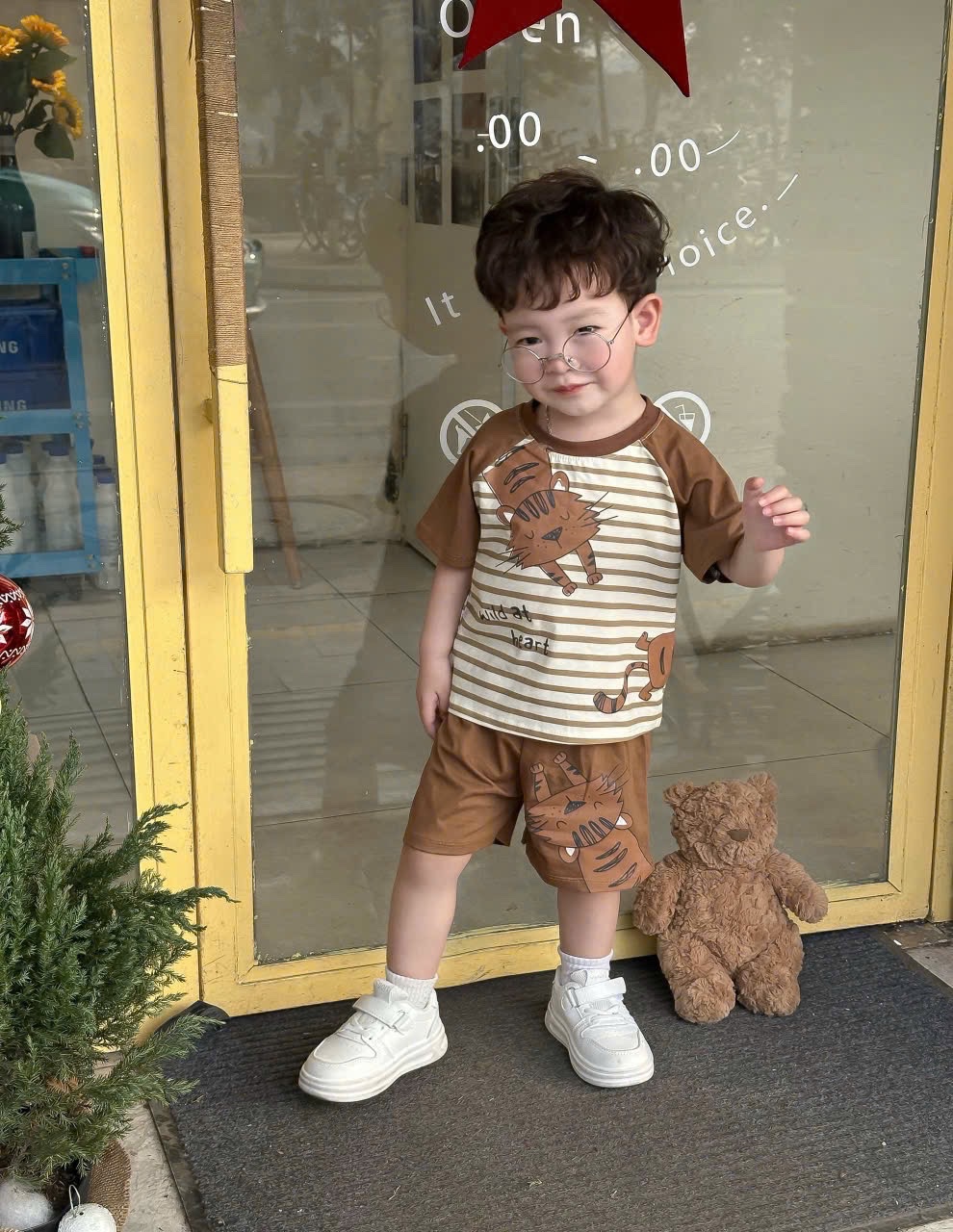 T106 - SET 2 BỘ ĐÙI BÉ TRAI IN MÈO NÂU kẻ be