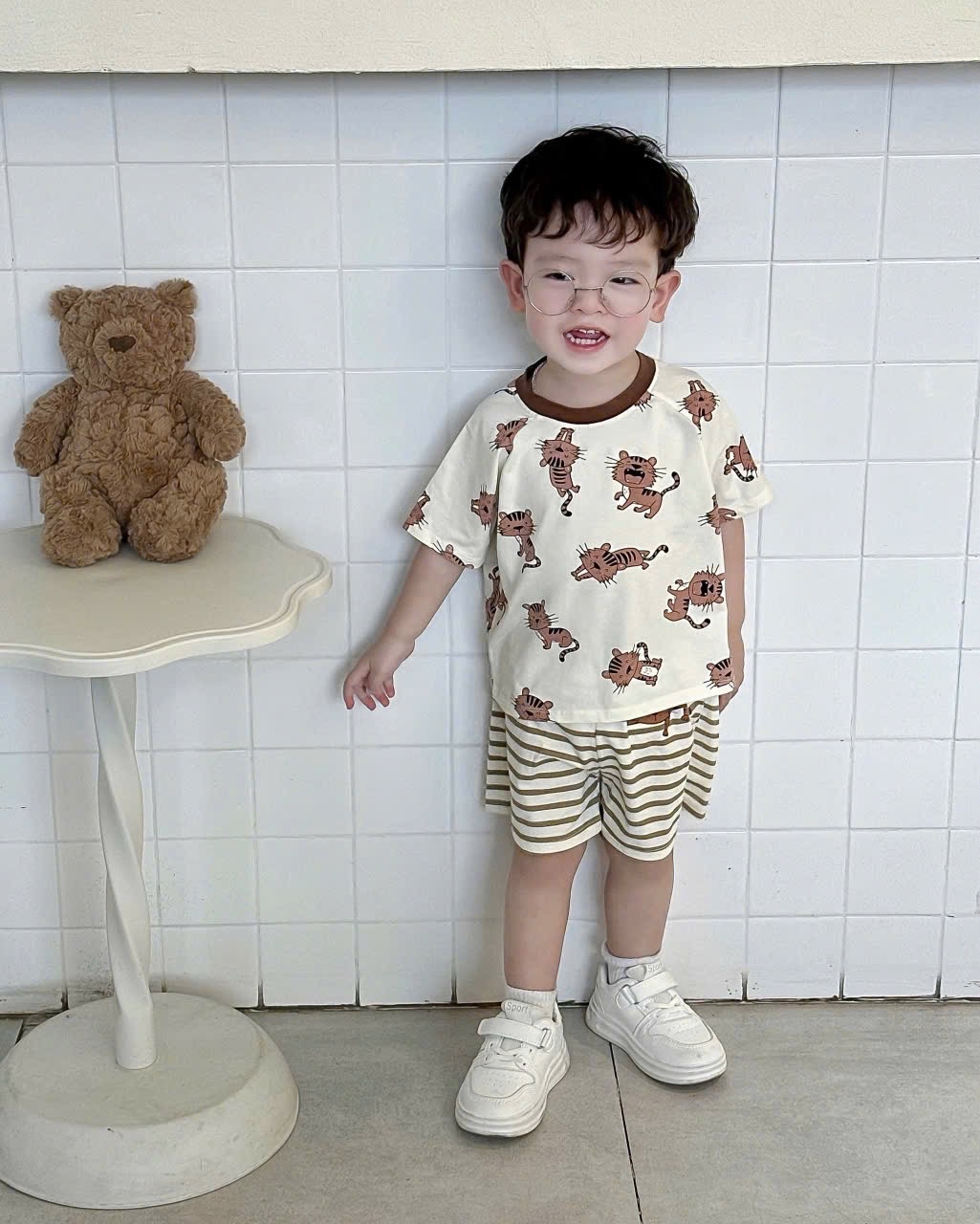 T106 - SET 2 BỘ ĐÙI BÉ TRAI IN MÈO NÂU kẻ be