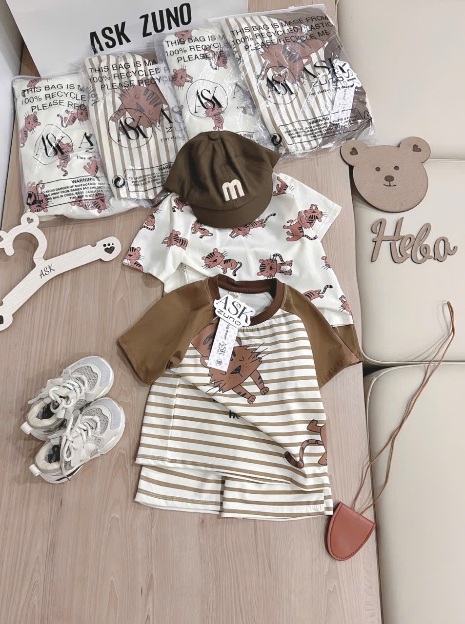 T106 - SET 2 BỘ ĐÙI BÉ TRAI IN MÈO NÂU kẻ be
