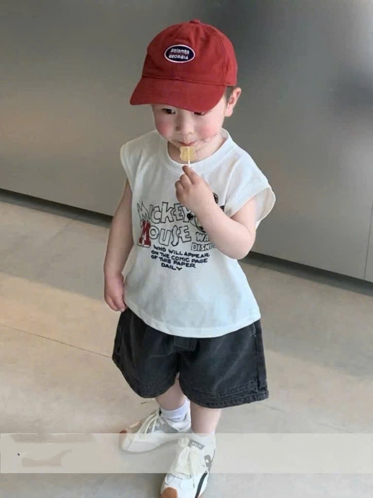 T114 - BỘ ĐÙI BÉ TRAI ÁO BA LỖ TRẮNG MICKEY MOUSE QUẦN BÒ XÁM