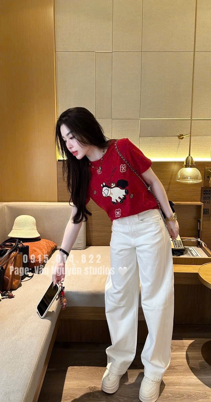S281 - SET NỮ ÁO PHÔNG NGỰA BE MIX QUẦN BÒ TRẮNG SUÔNG