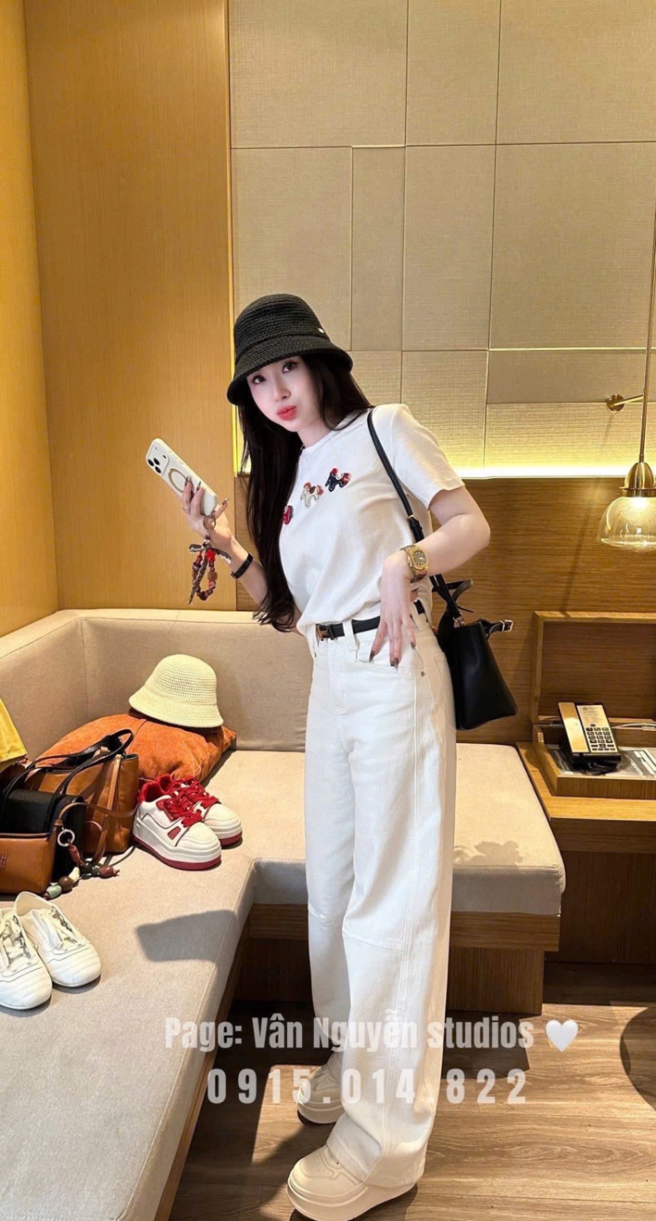 S281 - SET NỮ ÁO PHÔNG NGỰA BE MIX QUẦN BÒ TRẮNG SUÔNG