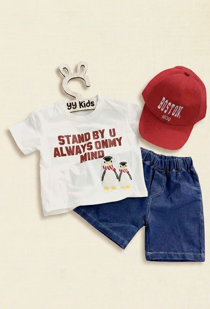 T126 - BỘ ĐÙI BÉ TRAI ÁO TRẮNG CÁNH CỤT STAND QUẦN BÒ KÈM MŨ