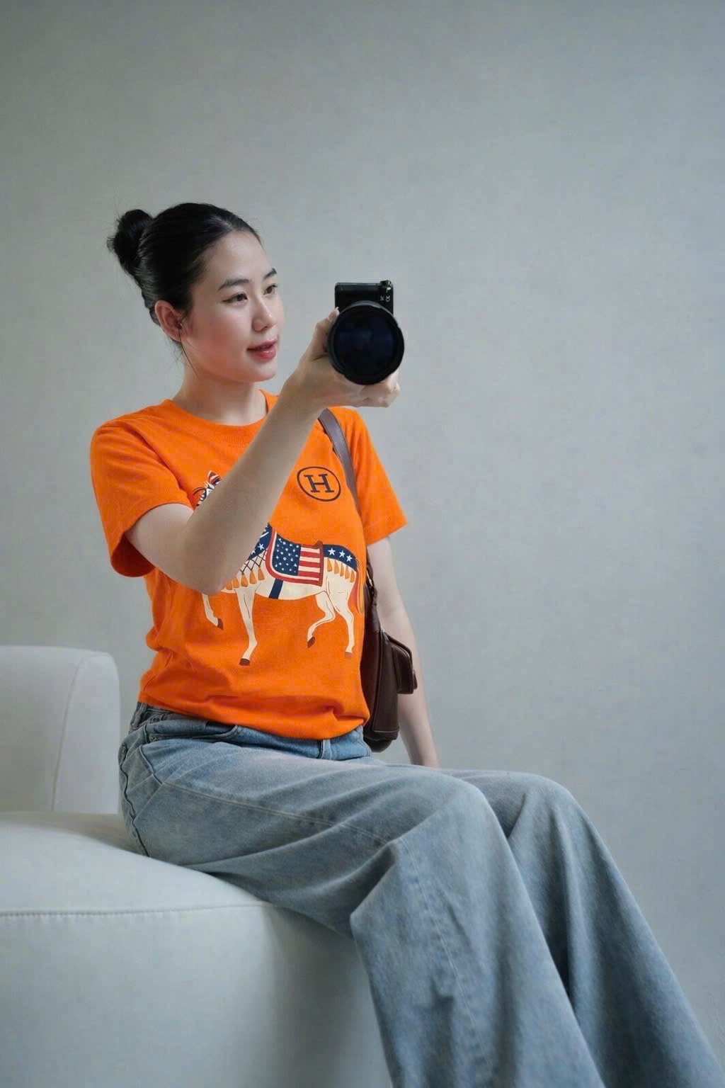 ANU343 - ÁO PHÔNG NỮ MÀU CAM NGỰA CHỮ H