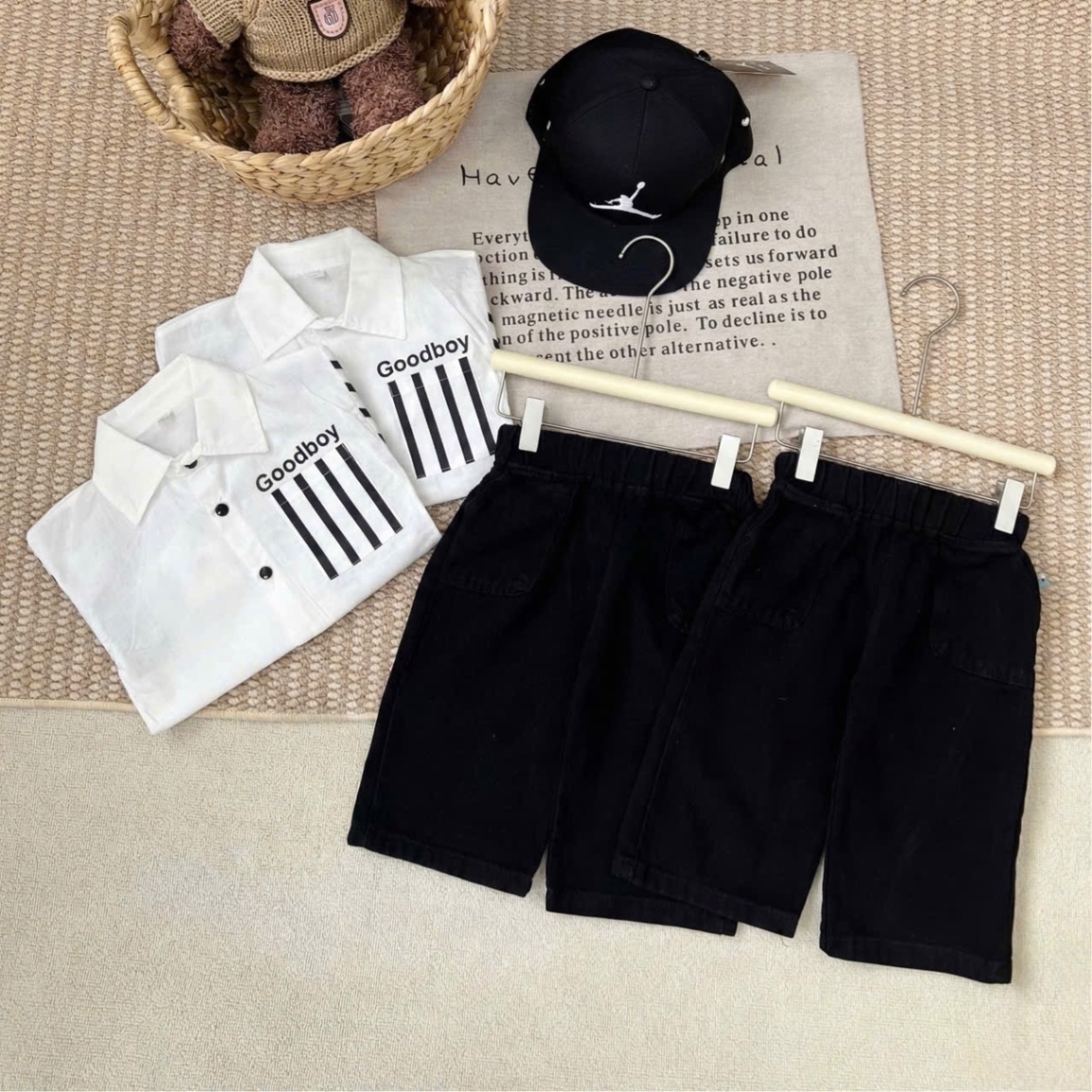 T134 - SET BÉ TRAI ÁO SƠ MI TRẮNG PHỐI SỌC QUẦN ĐEN