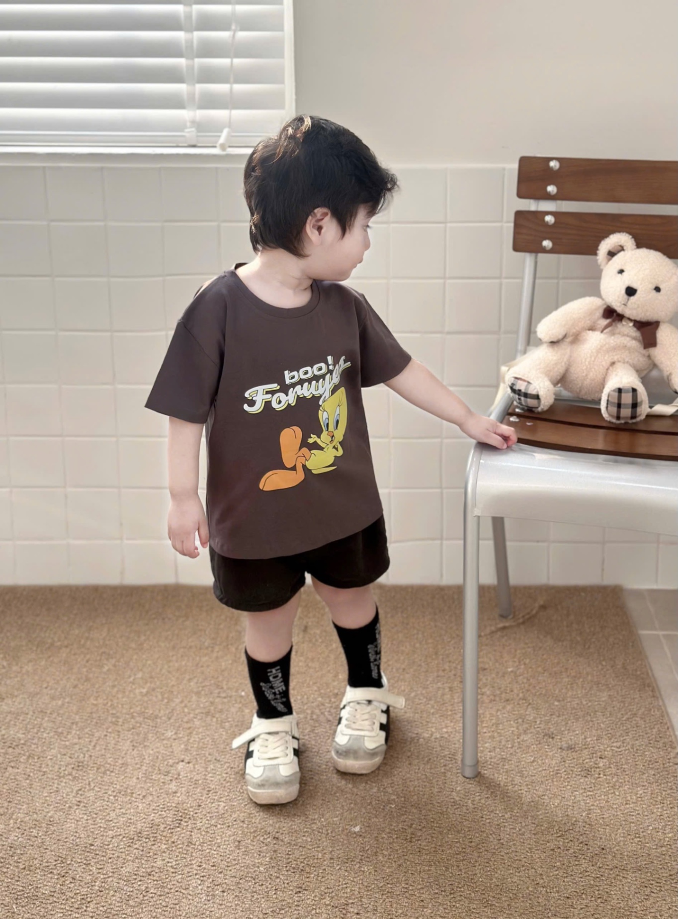 AB882 - SET 3 ÁO BÉ TRAI CỘC THỎ LOONEY nâu đỏ trắng