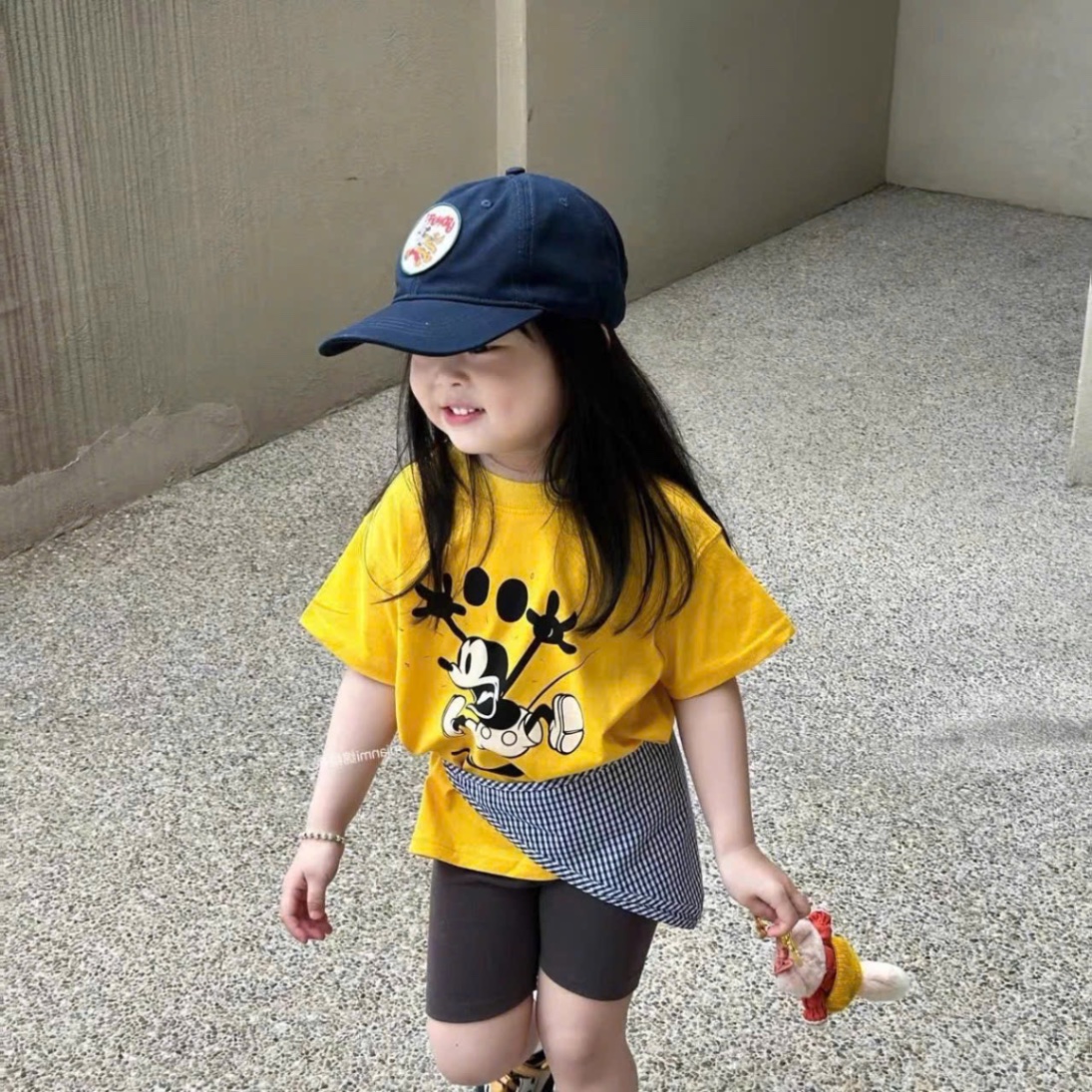 AB880 - SET 3 ÁO PHÔNG BÉ GÁI HOẠT HÌNH vàng hồng trắng