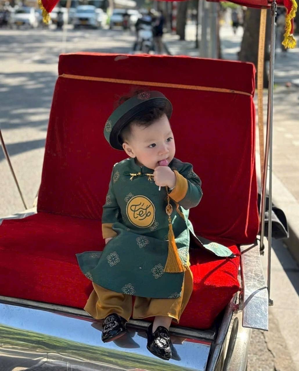 T138 - SET ÁO DÀI BÉ TRAI XANH LÁ THÊU TẾT QUẦN VÀNG