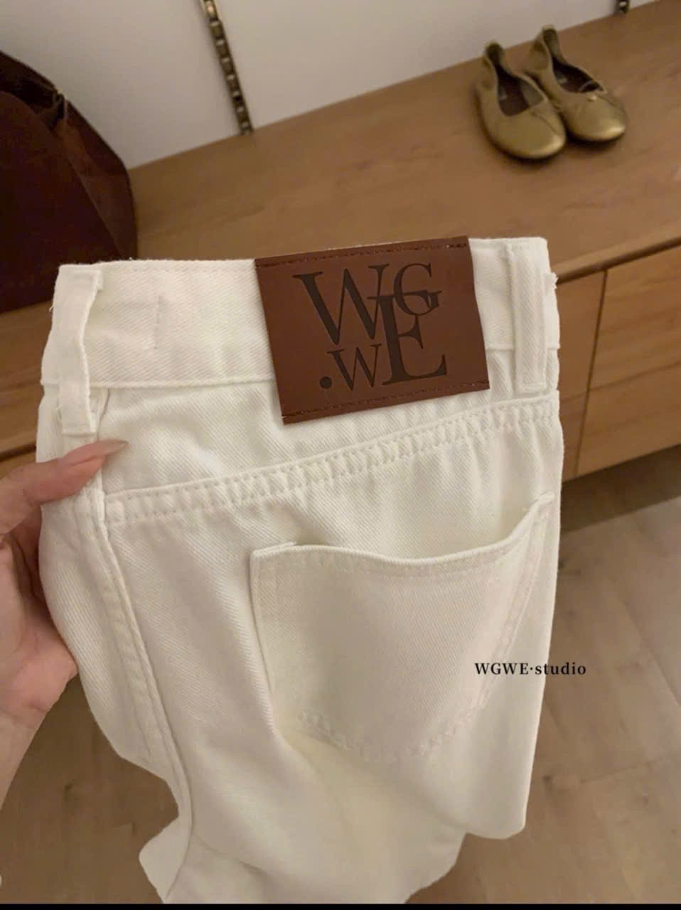 QNU669 - QUẦN JEANS SUÔNG BE MÁC DA WGWE M686