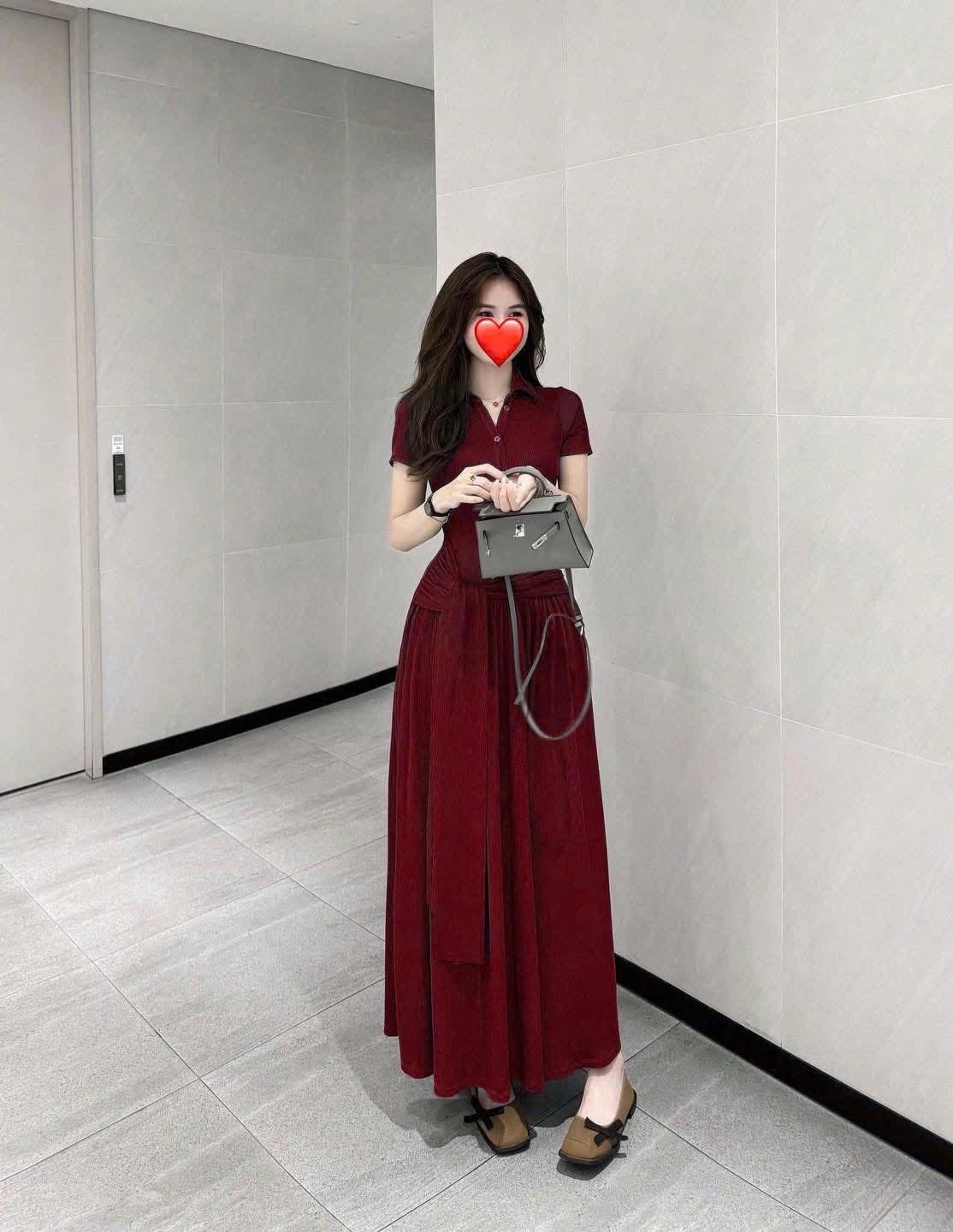 V493 - VÁY TĂM HÀN POLO CỔ V CHIẾT EO DÁNG DÀI
