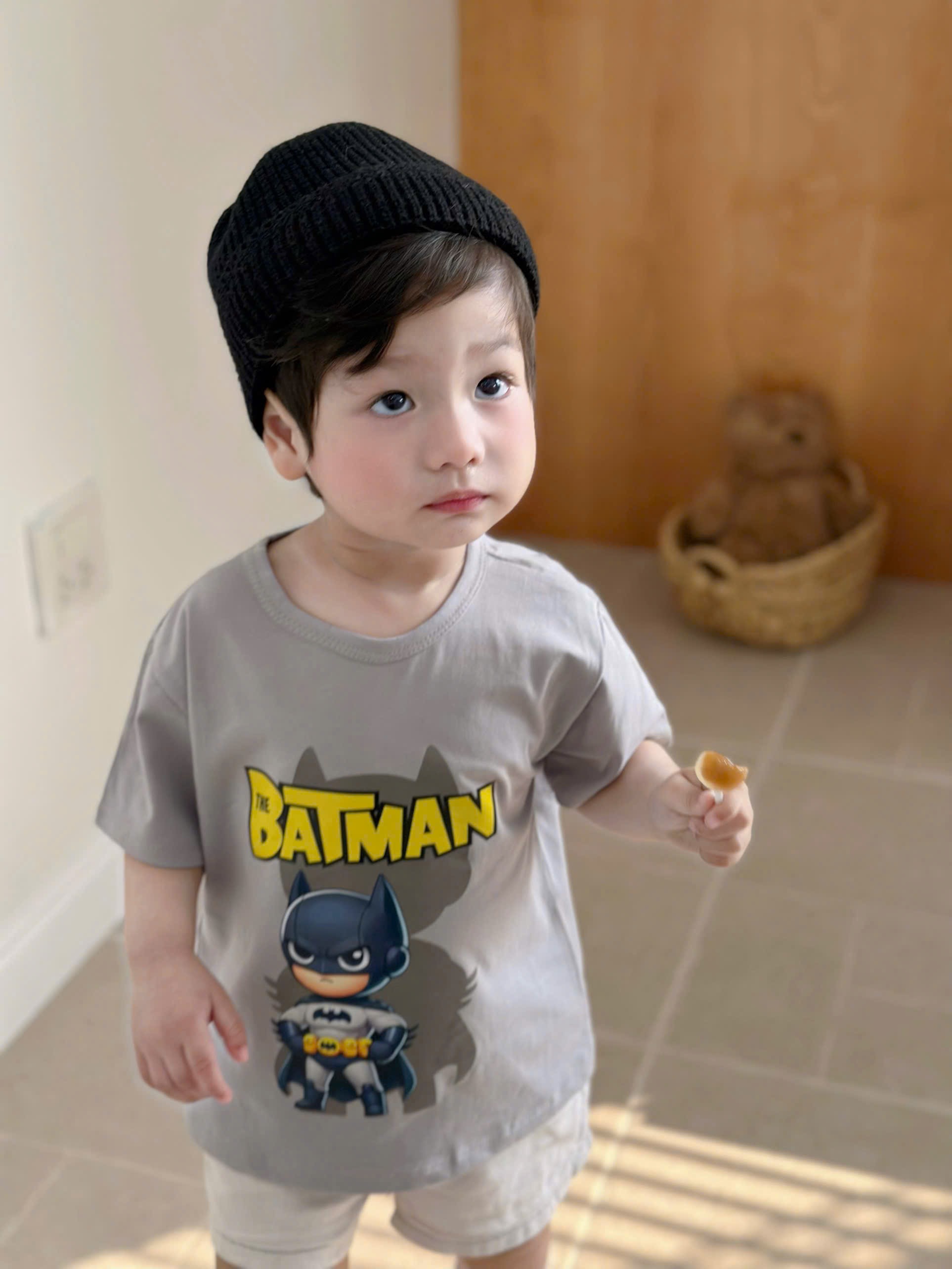 AB906 - SET 4 ÁO PHÔNG BÉ TRAI SIÊU NHÂN xanh dương đỏ xám be