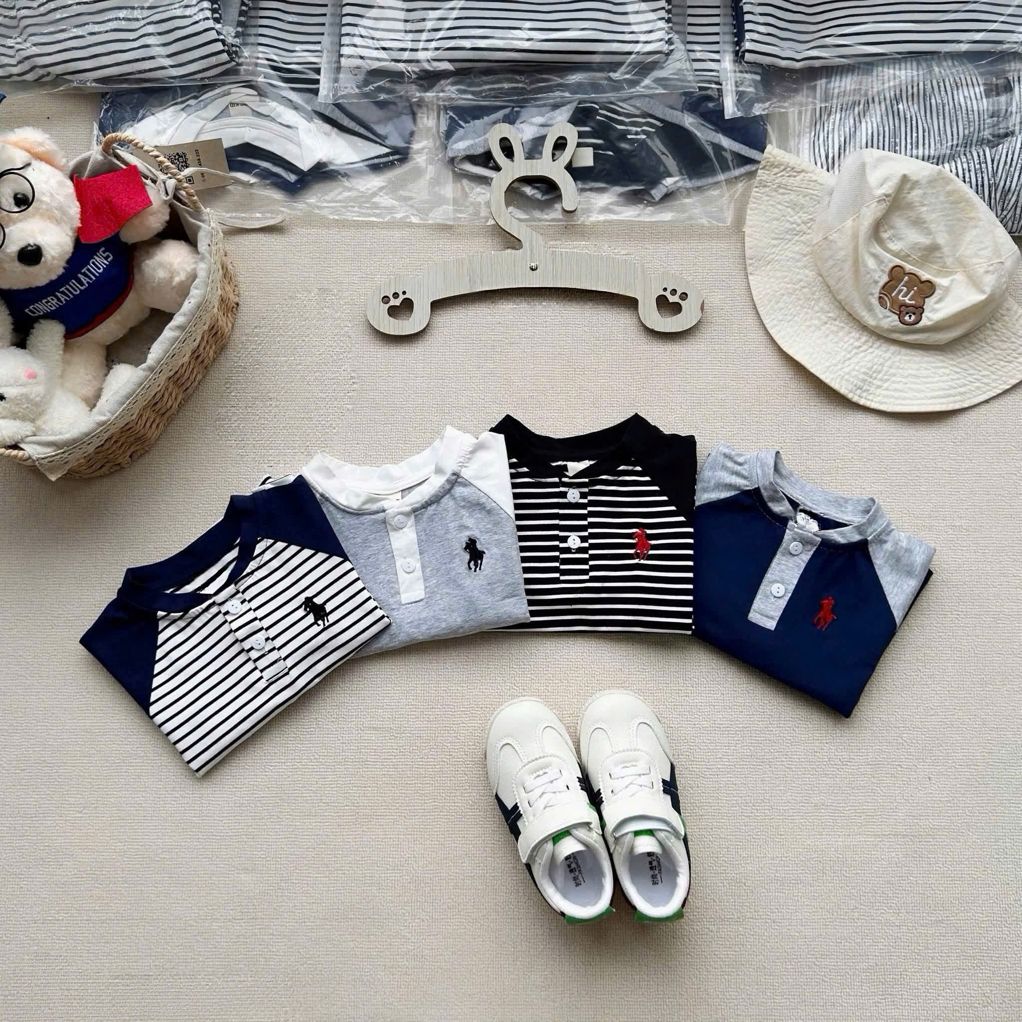 AB937 - SET 4 ÁO BÉ TRAI DÀI TAY CỔ TÀU CÚC KỊ SĨ