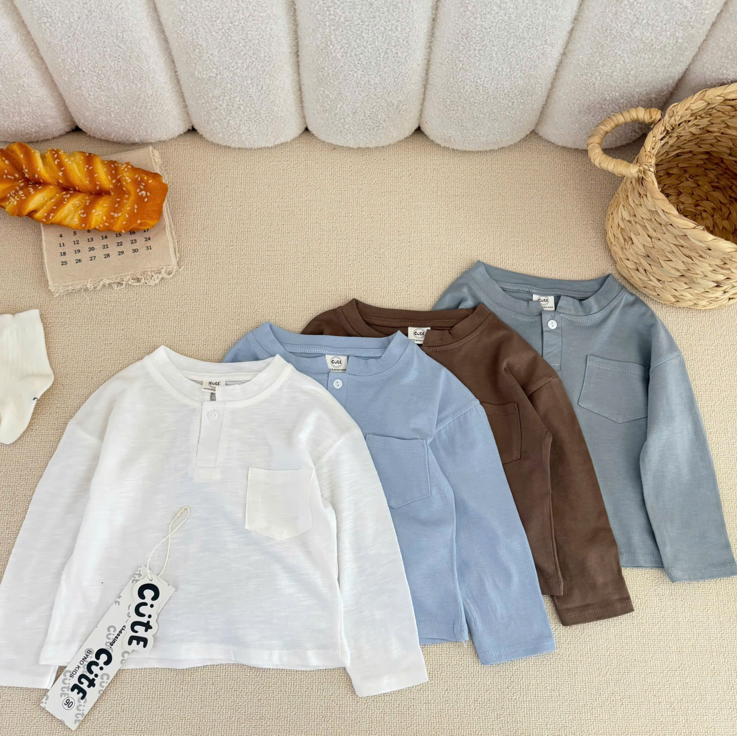 (chờ) AB957 - SET 4 ÁO BÉ TRAI XƯỢC DÀI TAY CỔ TÀU TÚI NGỰC nâu xanh trắng