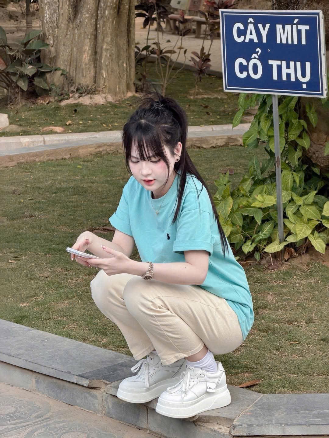 ANU366 - ÁO PHÔNG NỮ XANH NGỌC THÊU KỊ SĨ