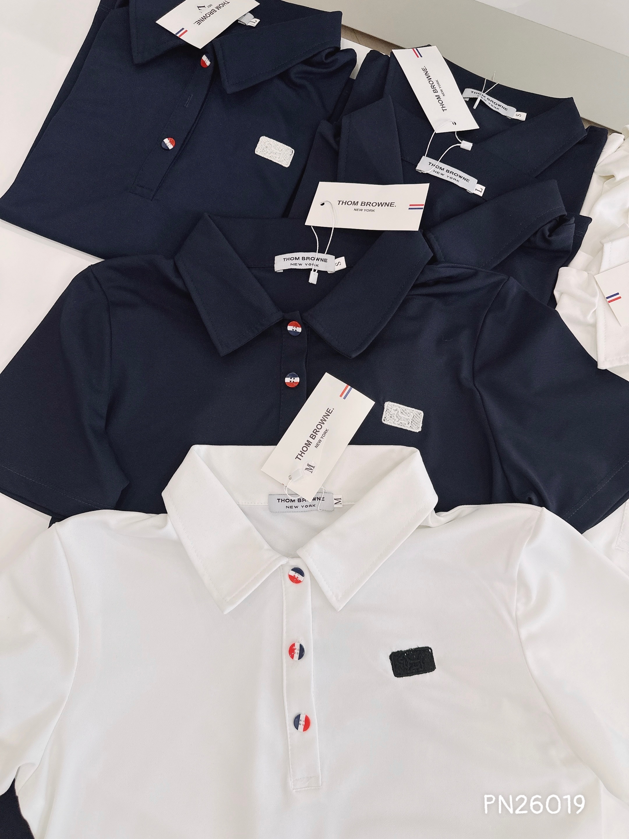 ANU369 - ÁO POLO NỮ THOM THÊU CHÓ
