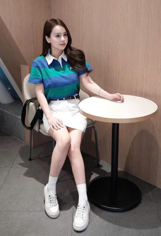 ANU413 - ÁO POLO NỮ KẺ XANH CỔ TRẮNG
