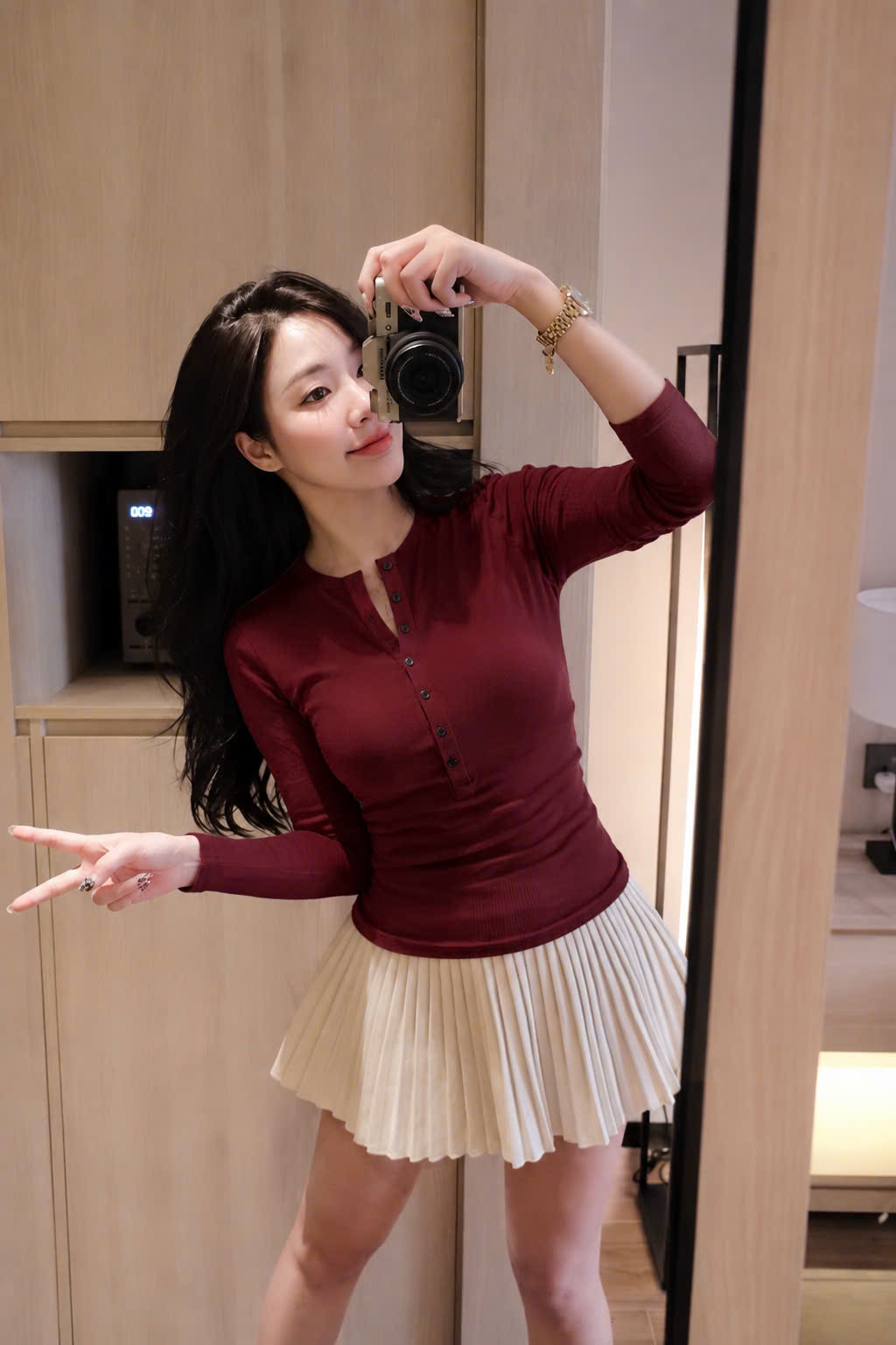 ANU448 - ÁO ZIP NỮ ĐỎ DÀI TAY CỔ CÚC