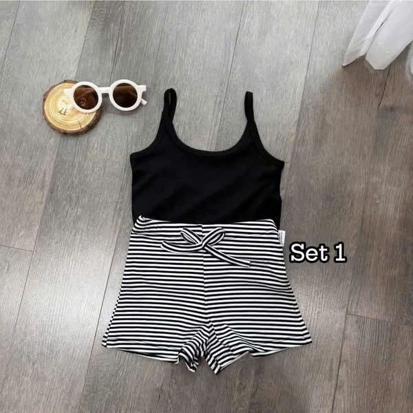 G027 - SET 3 BỘ ĐÙI BÉ GÁI 2S ĐEN TRẮNG QUẦN KẺ