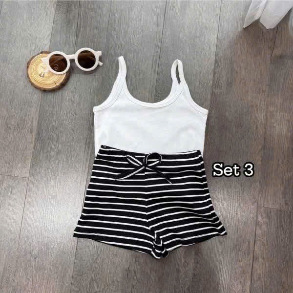 G027 - SET 3 BỘ ĐÙI BÉ GÁI 2S ĐEN TRẮNG QUẦN KẺ