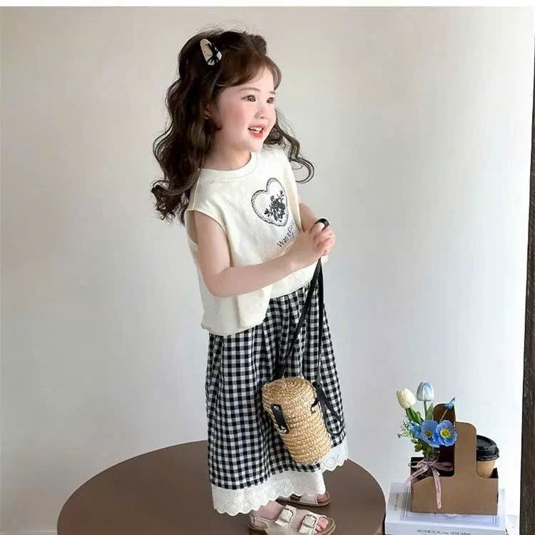G030 - BỘ BÉ GÁI SIZE NHỠ BA LỖ TIM Hvels QUẦN SUÔNG KẺ