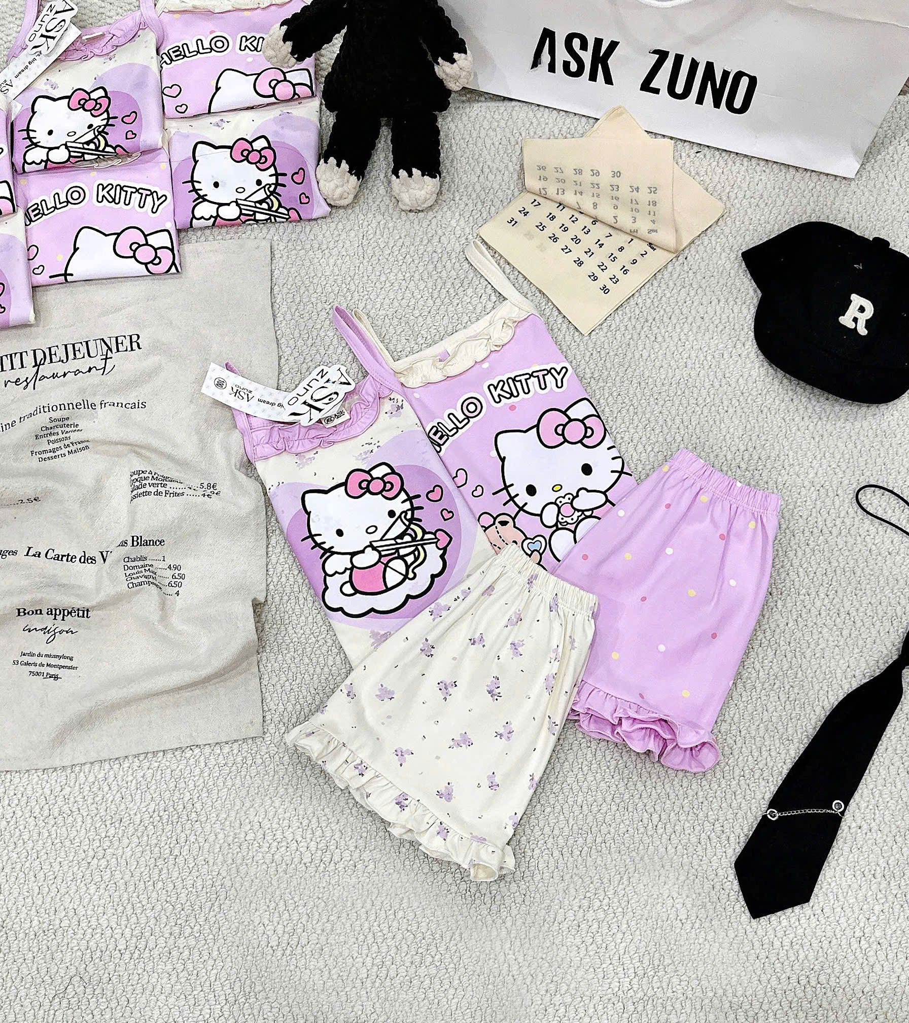 G032 - SET 2 BỘ ĐÙI BÉ GÁI 2S HELLO KITTY tím be