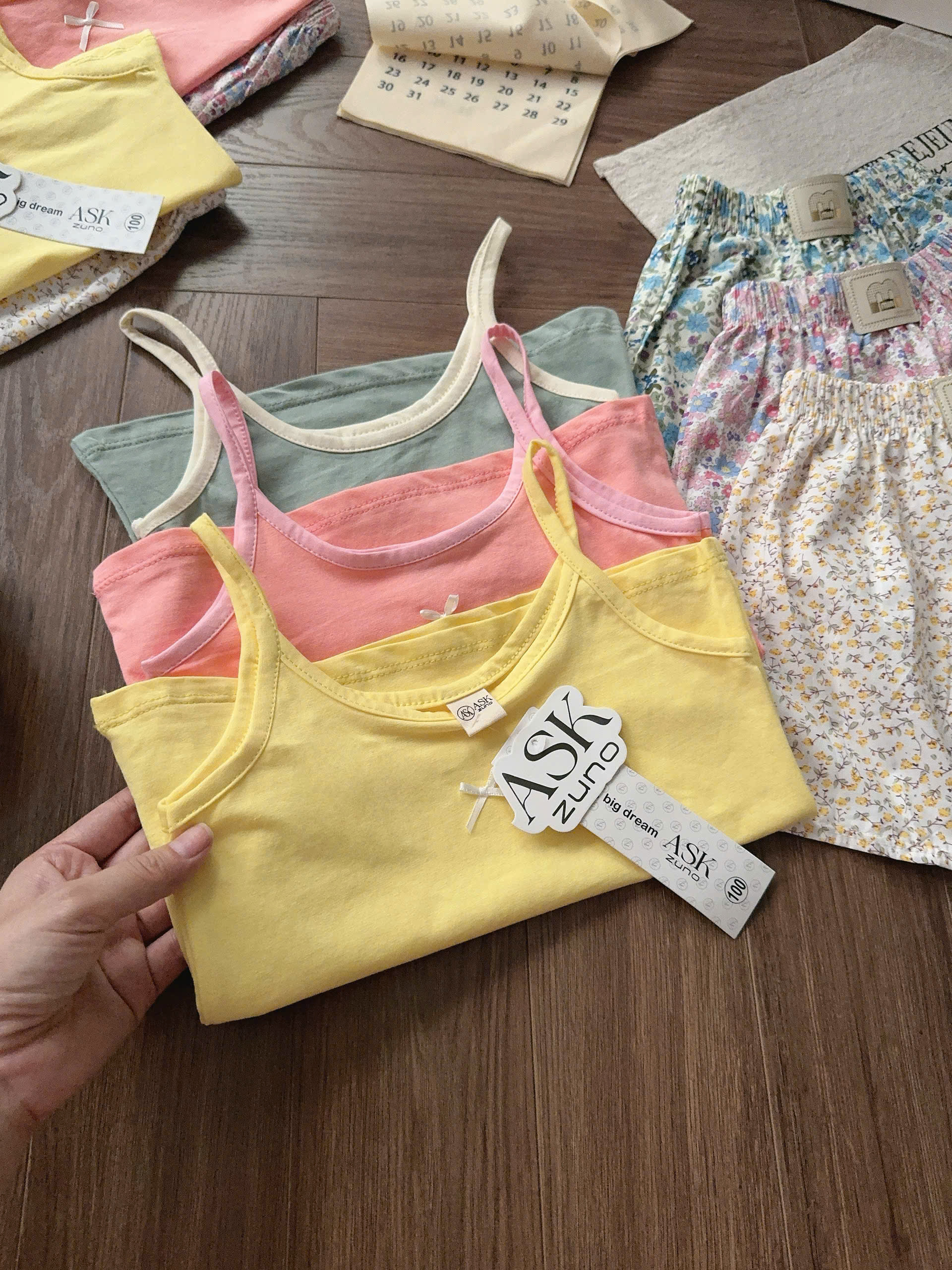 G036 - SET 3 BỘ ĐÙI BÉ GÁI 2S ĐÍNH NƠ QUẦN HOA xanh vàng hồng