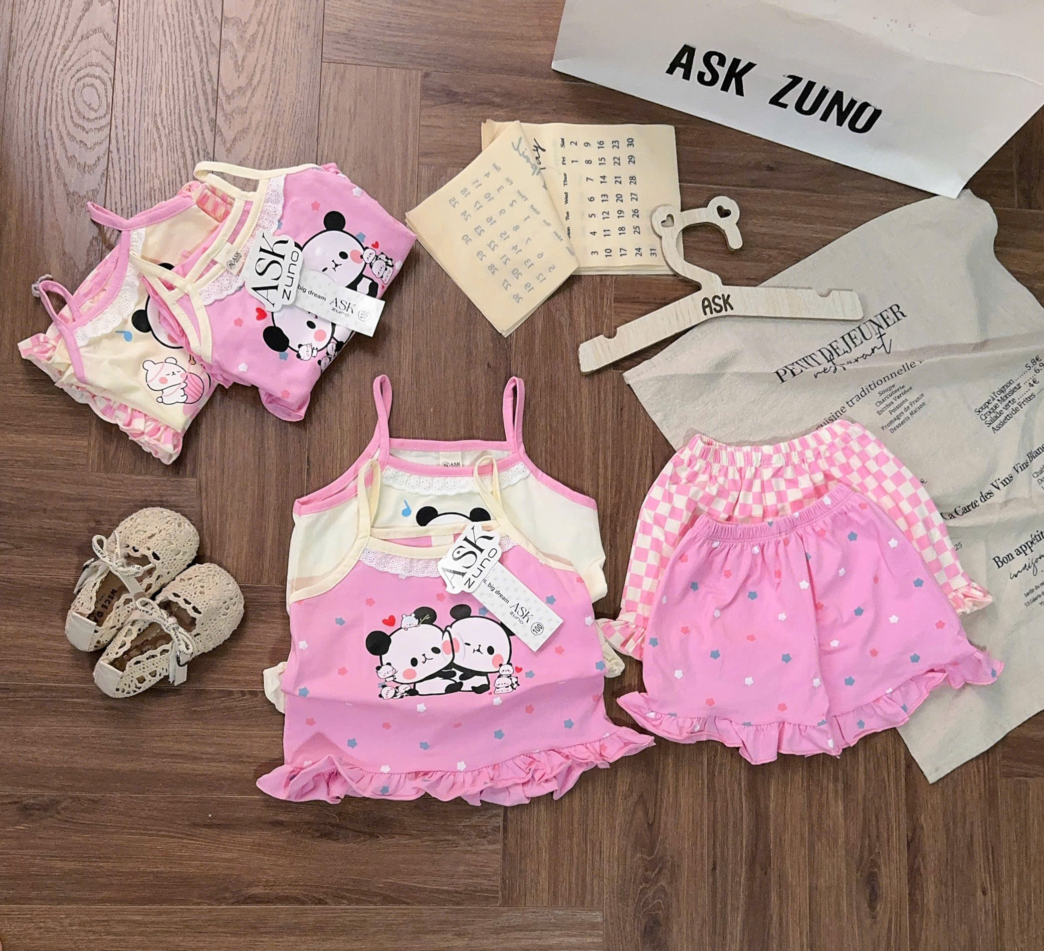 G039 - SET 2 BỘ ĐÙI BÉ GÁI 2S GẤU TRÚC SAO hồng be