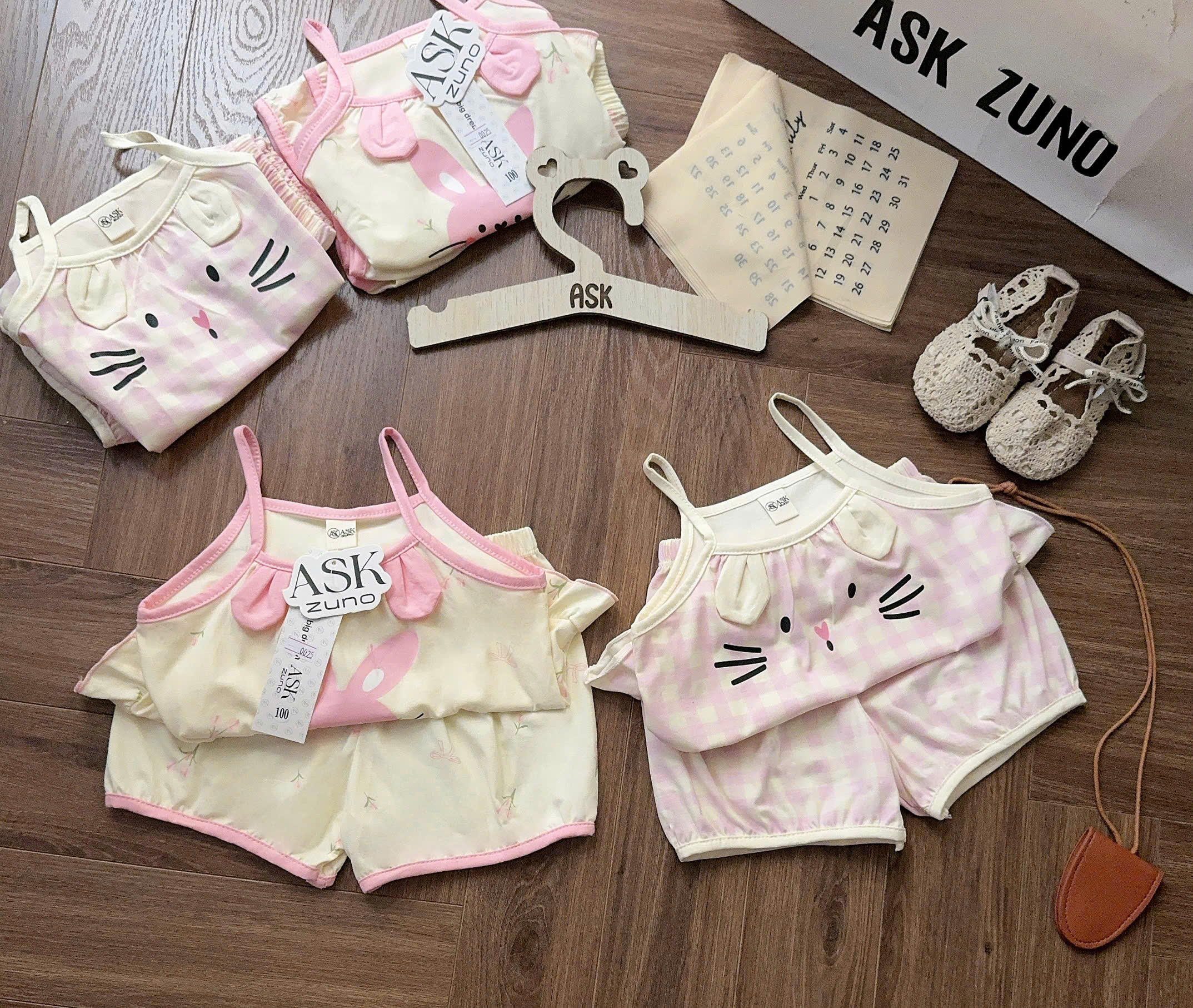 G054 - SET 2 BỘ ĐÙI BÉ GÁI 2S THỎ rabit hồng kẻ be