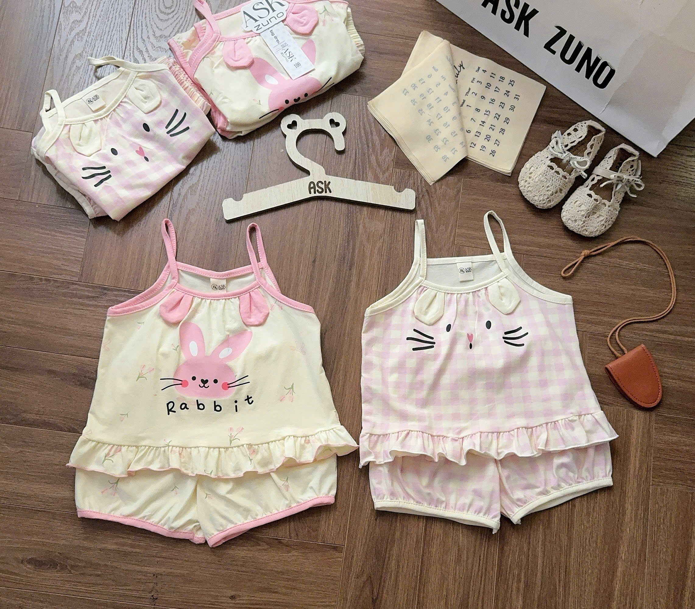 G054 - SET 2 BỘ ĐÙI BÉ GÁI 2S THỎ rabit hồng kẻ be