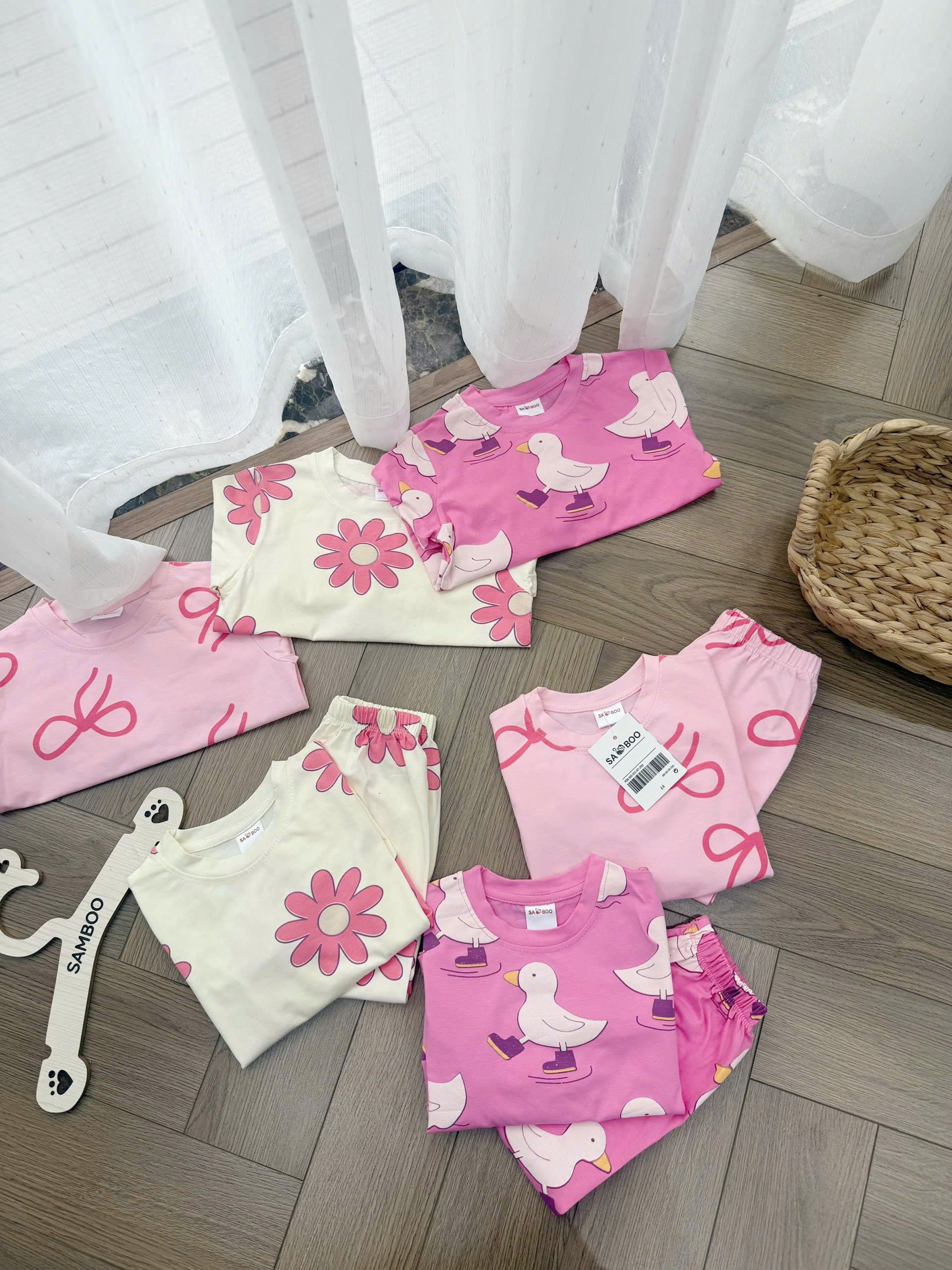 G074 - SET 3 BỘ BÉ GÁI DÀI TAY HOA VỊT hồng be
