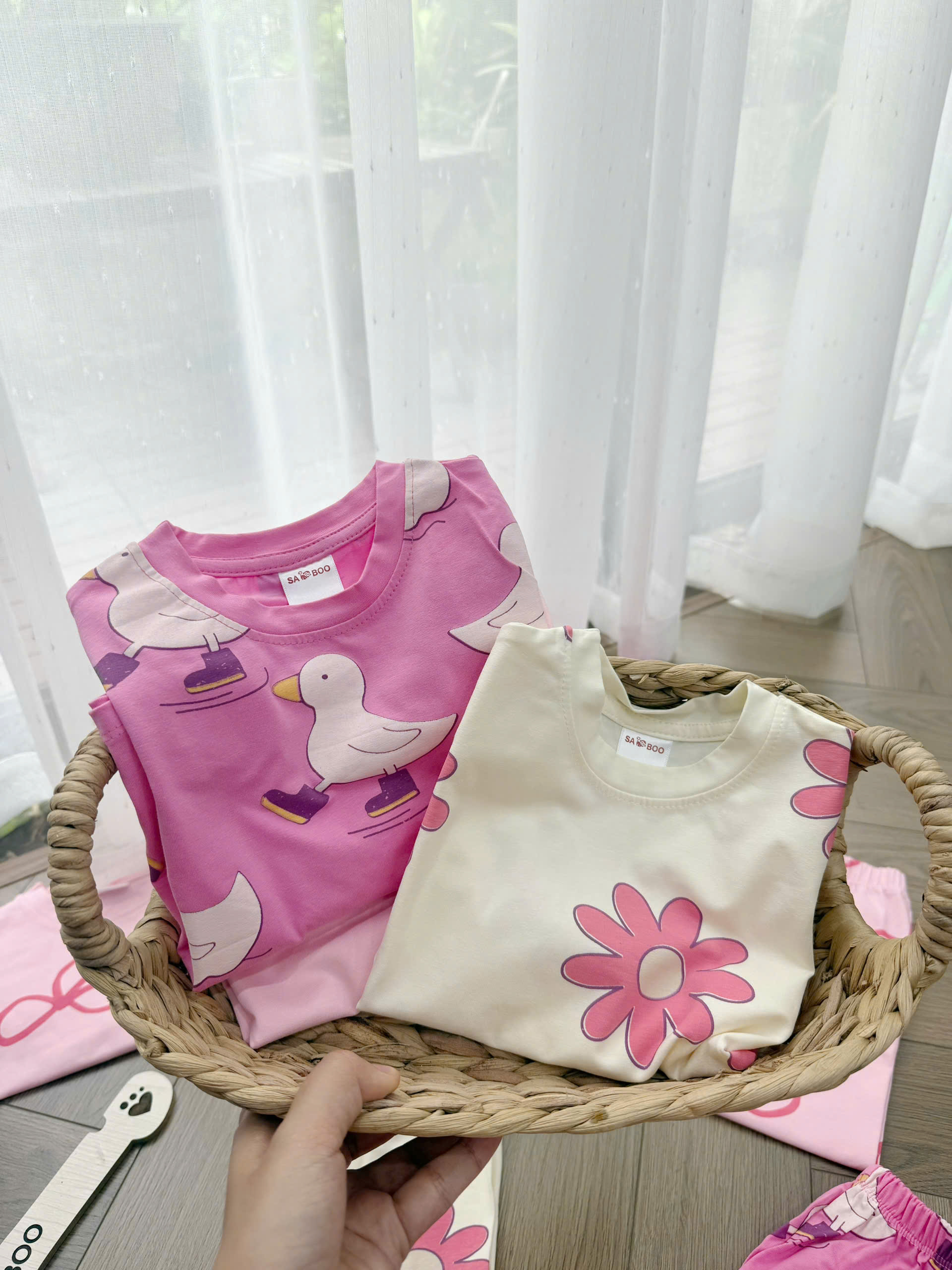 G074 - SET 3 BỘ BÉ GÁI DÀI TAY HOA VỊT hồng be