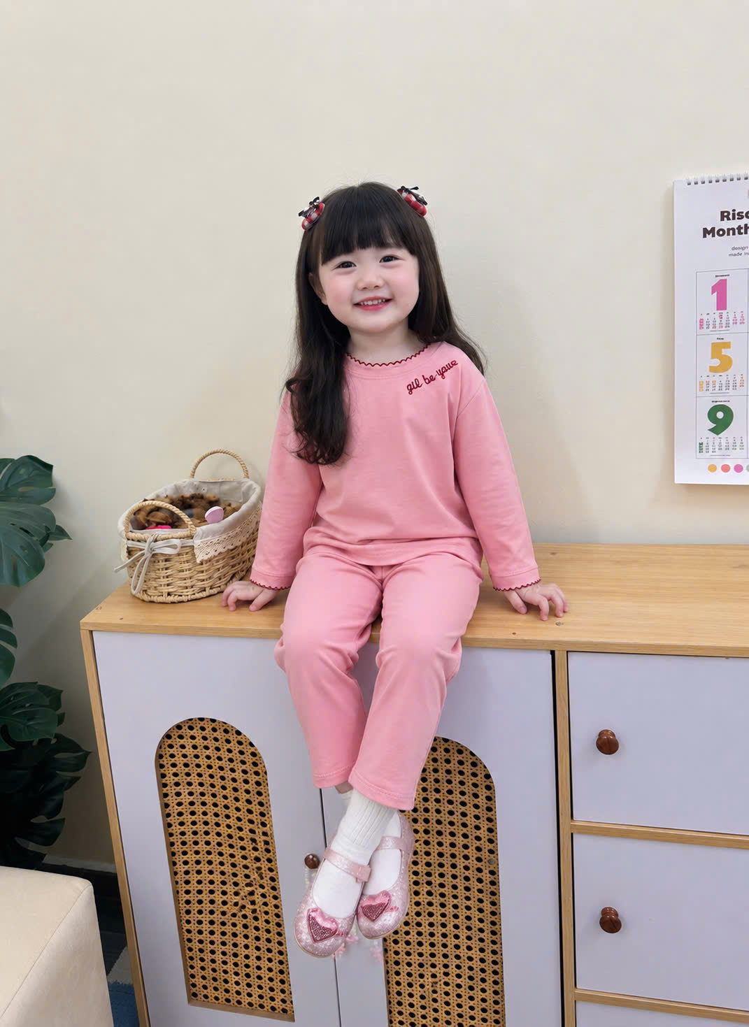G079 - SET 3 BỘ BÉ GÁI DÀI TAY THÊU TIM đỏ hồng be