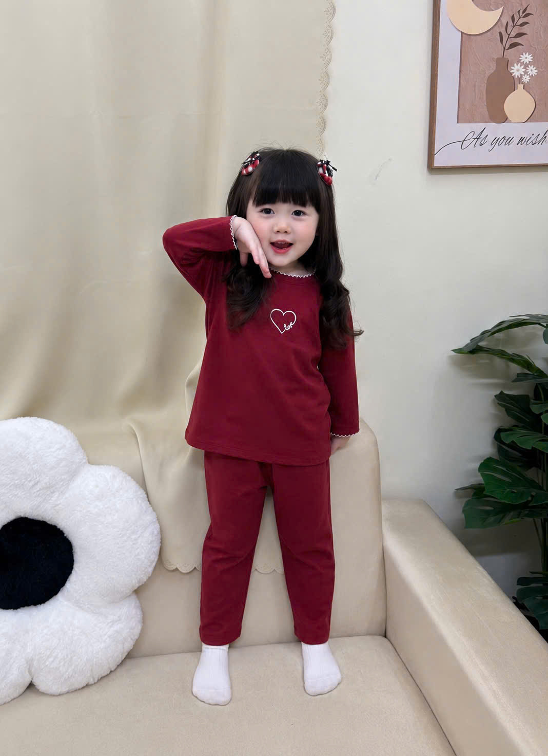 G079 - SET 3 BỘ BÉ GÁI DÀI TAY THÊU TIM đỏ hồng be