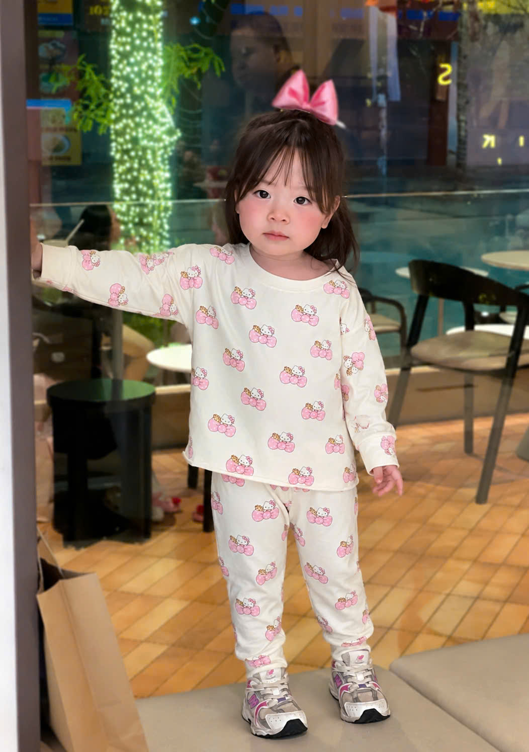 G080 - SET 2 BỘ BÉ GÁI DÀI TAY KITTY NƠ hồng be