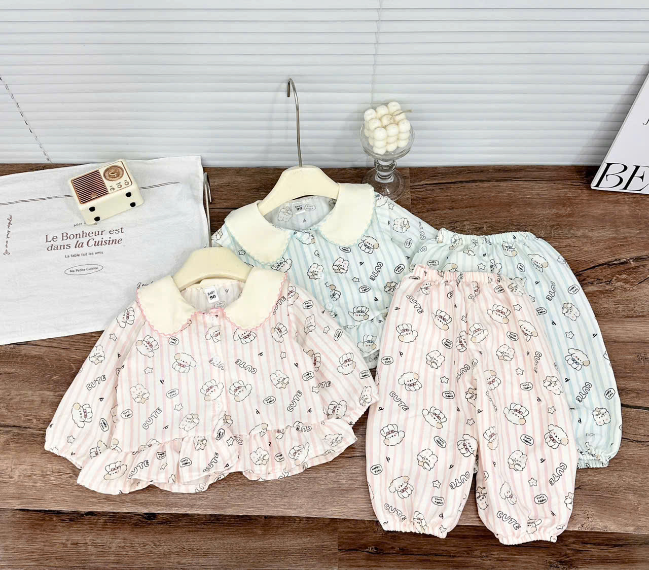 G089 - SET 2 BỘ BÉ GÁI PYJAMA DÀI TAY CHÓ CUTE BÈO GẤU