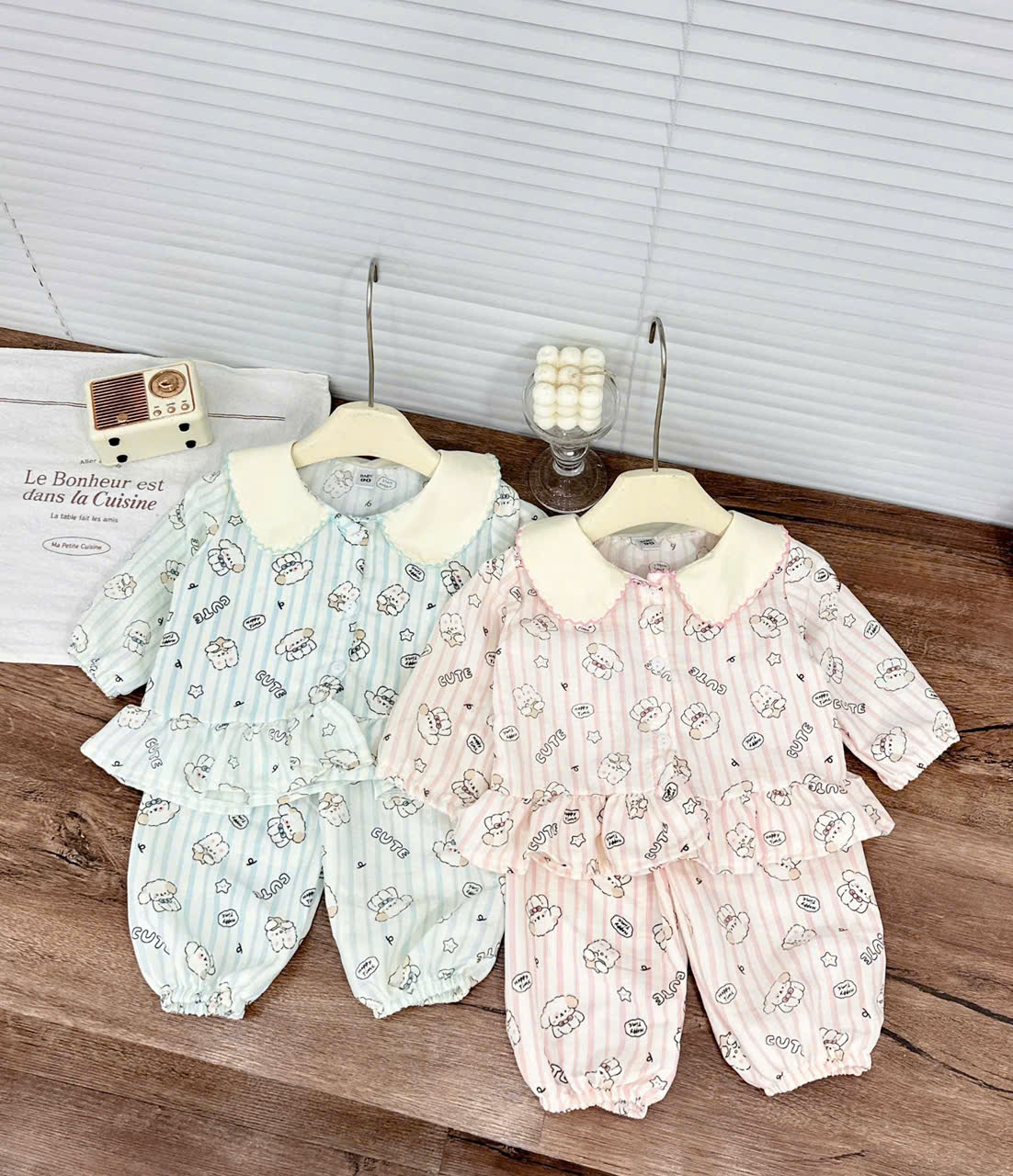 G089 - SET 2 BỘ BÉ GÁI PYJAMA DÀI TAY CHÓ CUTE BÈO GẤU