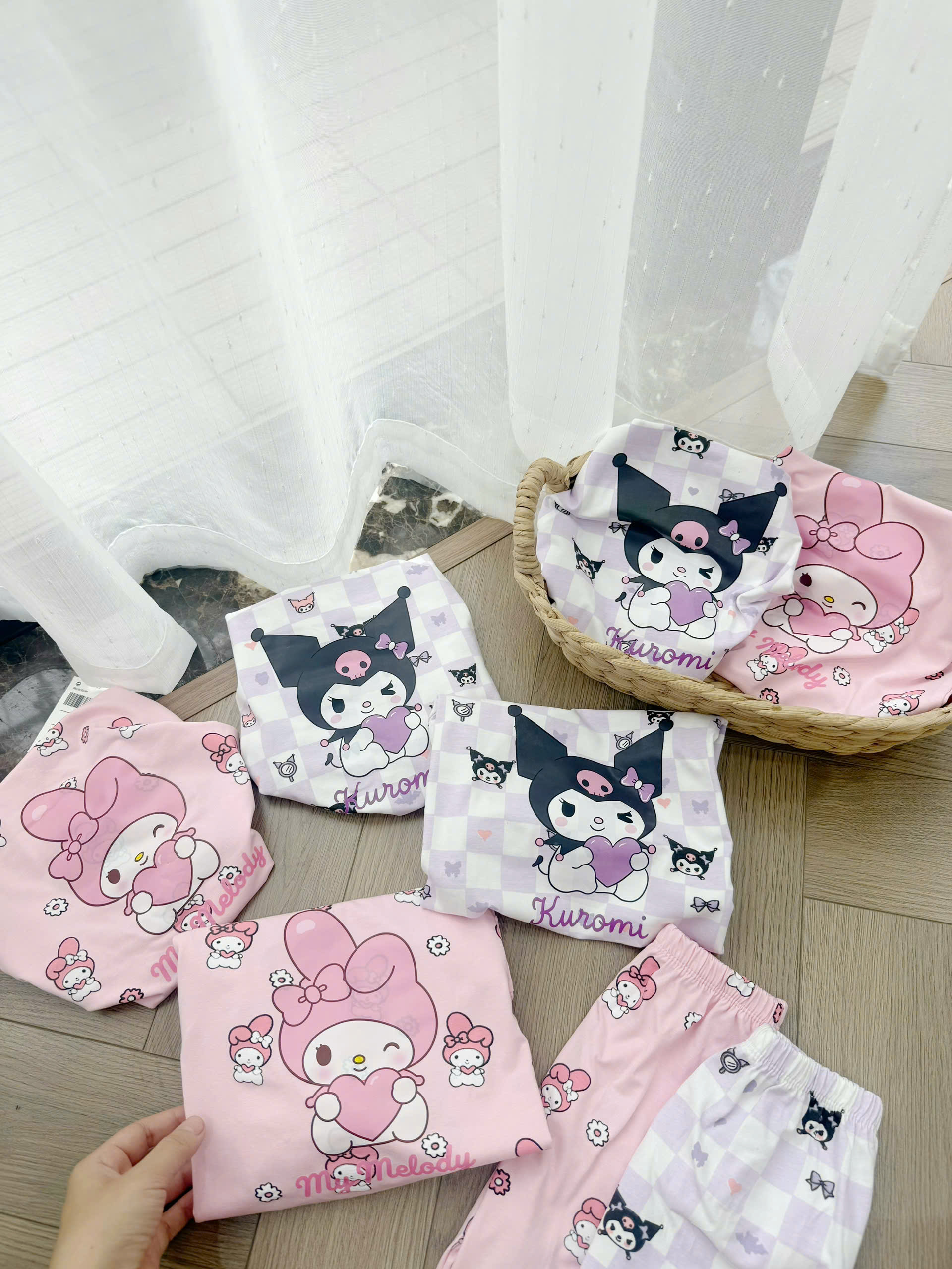 G090 - SET 2 BỘ BÉ GÁI DÀI TAY KUROMI MELODY tím hồng