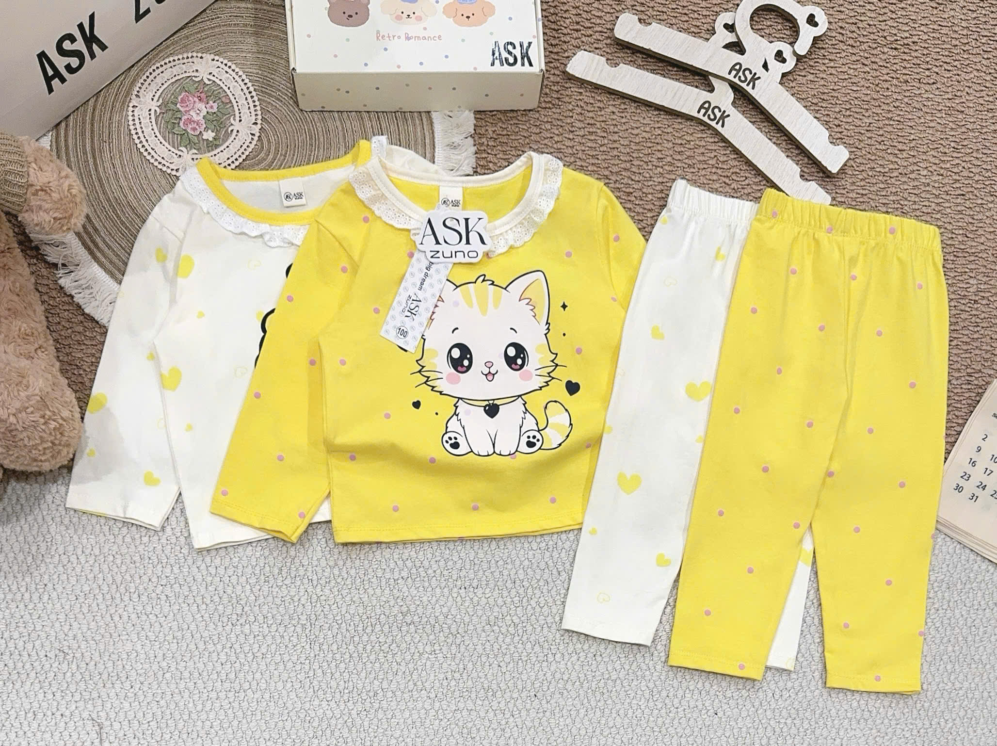 G146 - SET 2 BỘ BÉ GÁI DÀI TAY MÈO Goodday vàng be