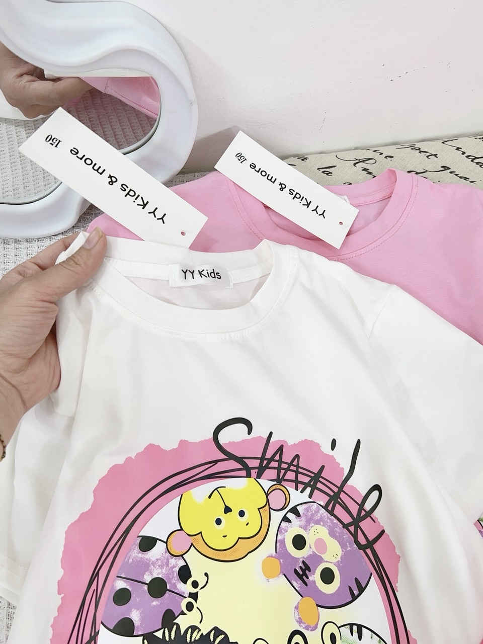 G917 - SET BÉ GÁI SIZE ĐẠI ÁO PHÔNG Smile QUẦN KAKI RỘNG