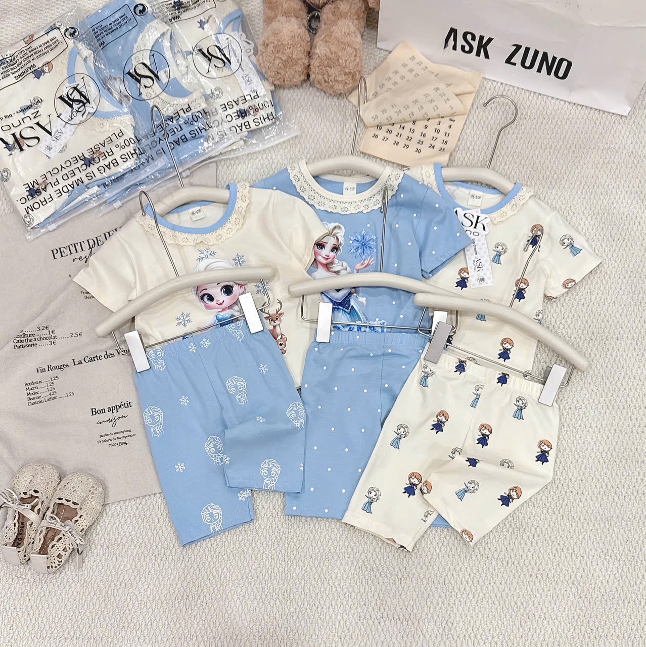 G921 - SET 3 BỘ ĐÙI BÉ GÁI ELSA CỔ REN xanh be