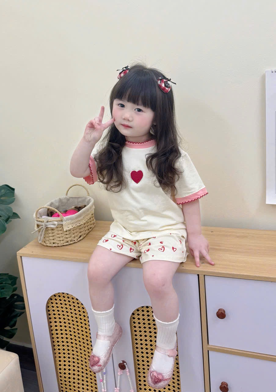G927 - SET 3 BỘ ĐÙI BÉ GÁI VIỀN BÈO TIM đỏ hồng be