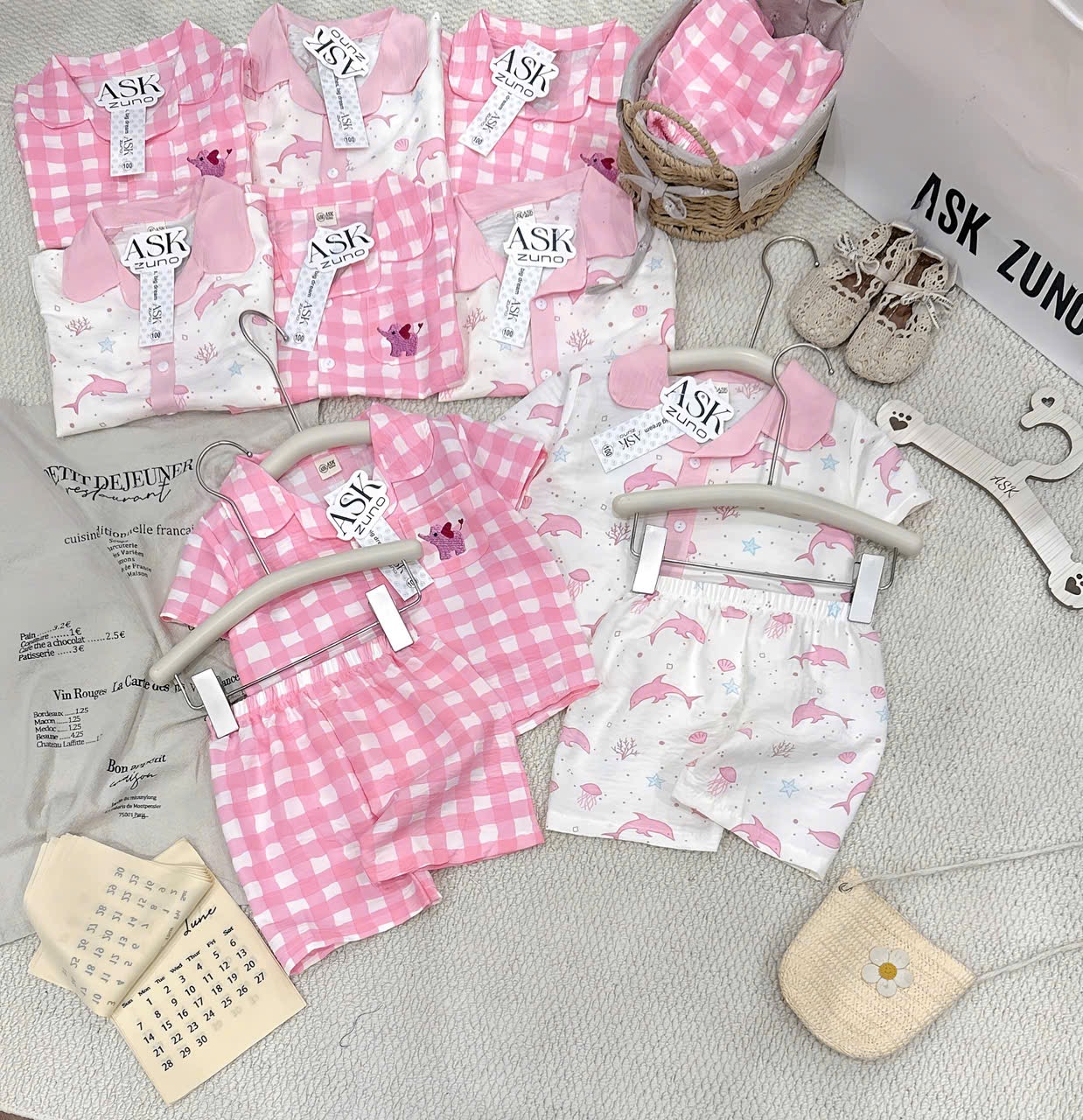 G931 - SET 2 BỘ BÉ GÁI PYJAMA CARO CÁ HEO hồng trắng