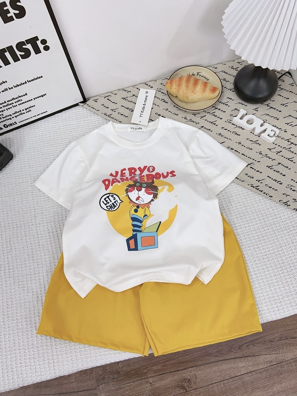 G934 - BỘ ĐÙI BÉ GÁI SIZE ĐẠI ÁO TRẮNG THÚ VERY QUẦN VÀNG